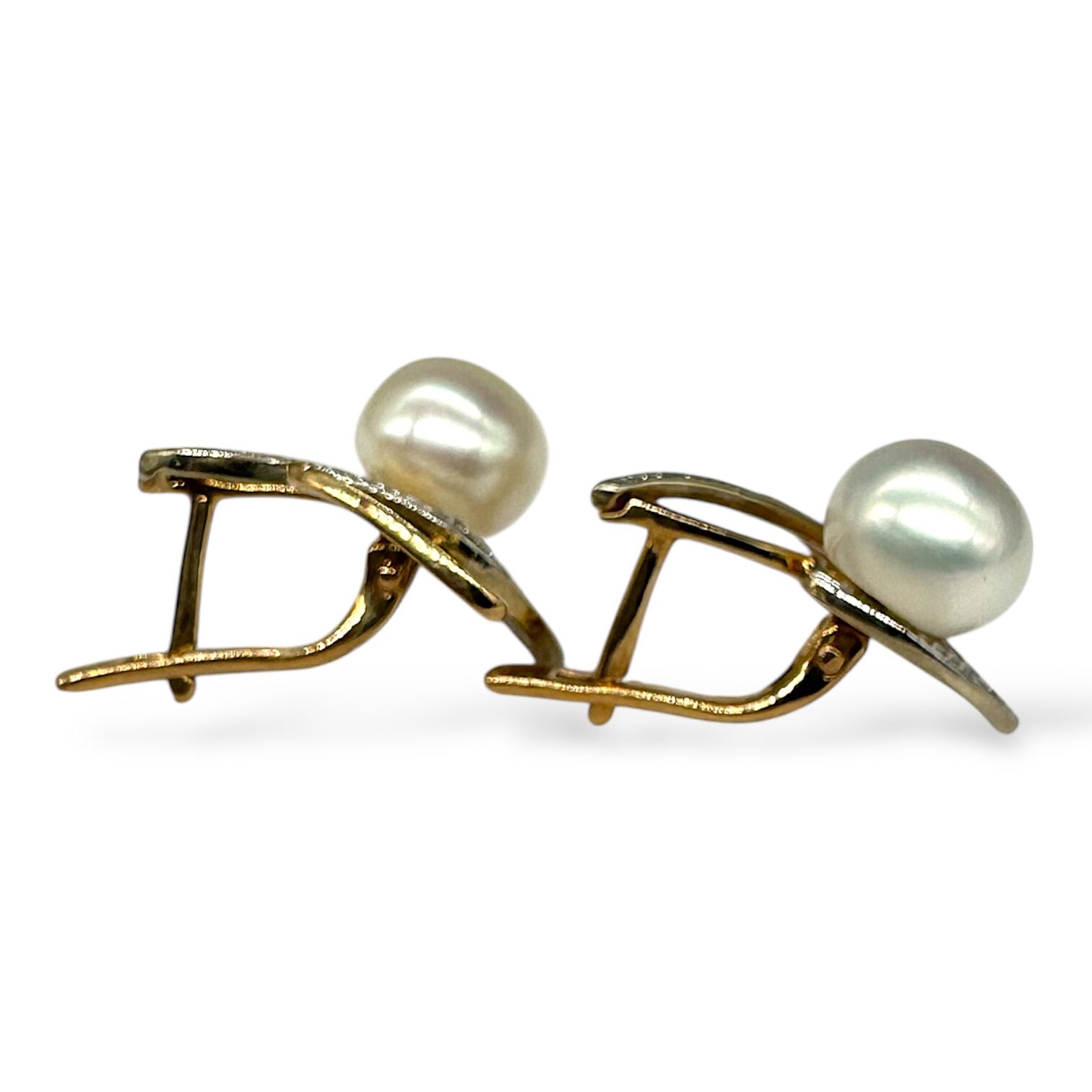 Золотые серьги с жемчугом
