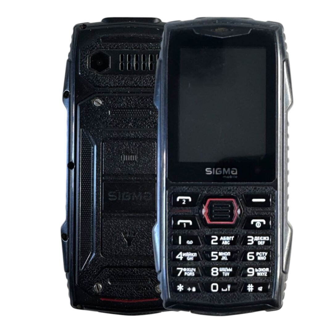 Мобільний телефон Sigma X-treme AZ68
