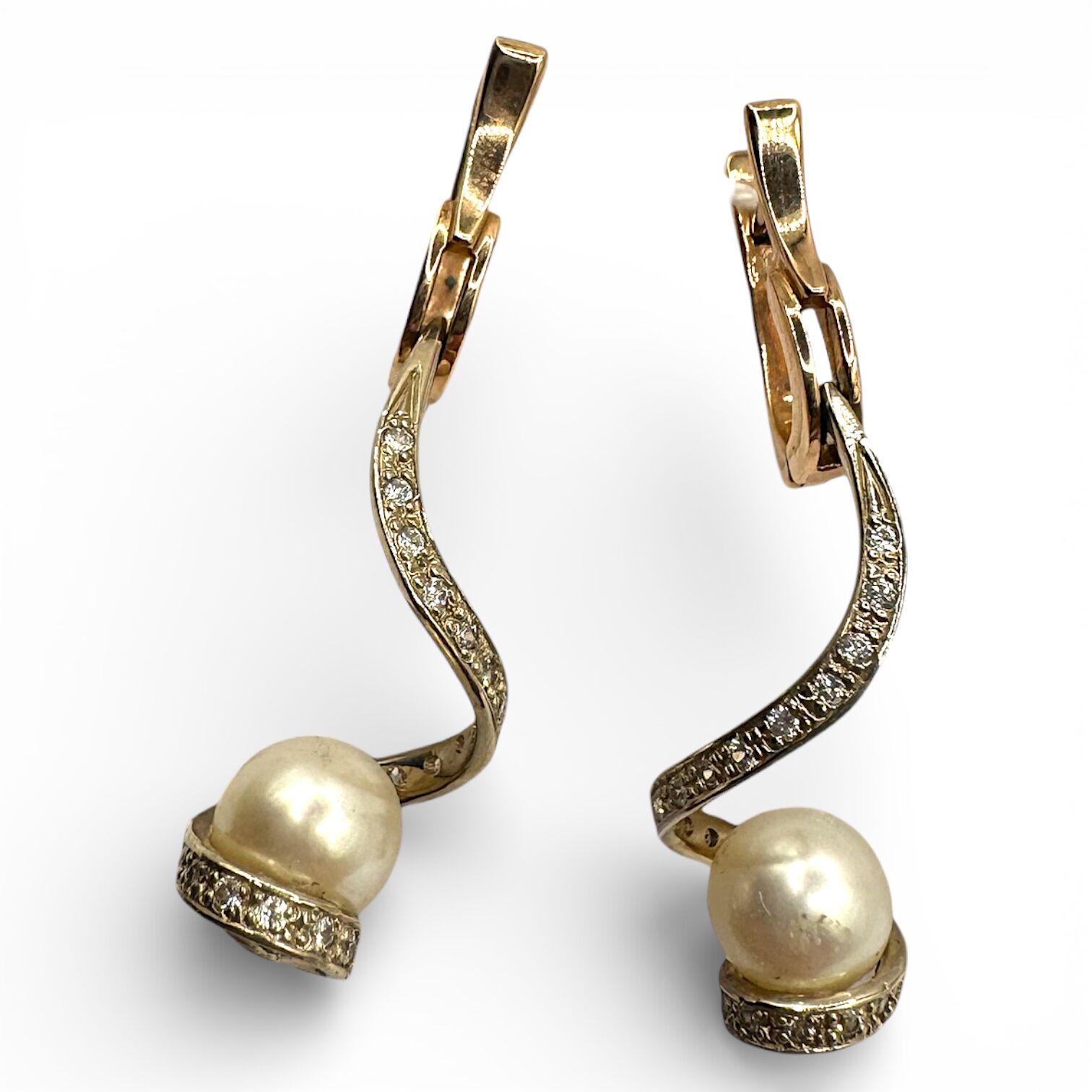 Золоті сережки з перлами