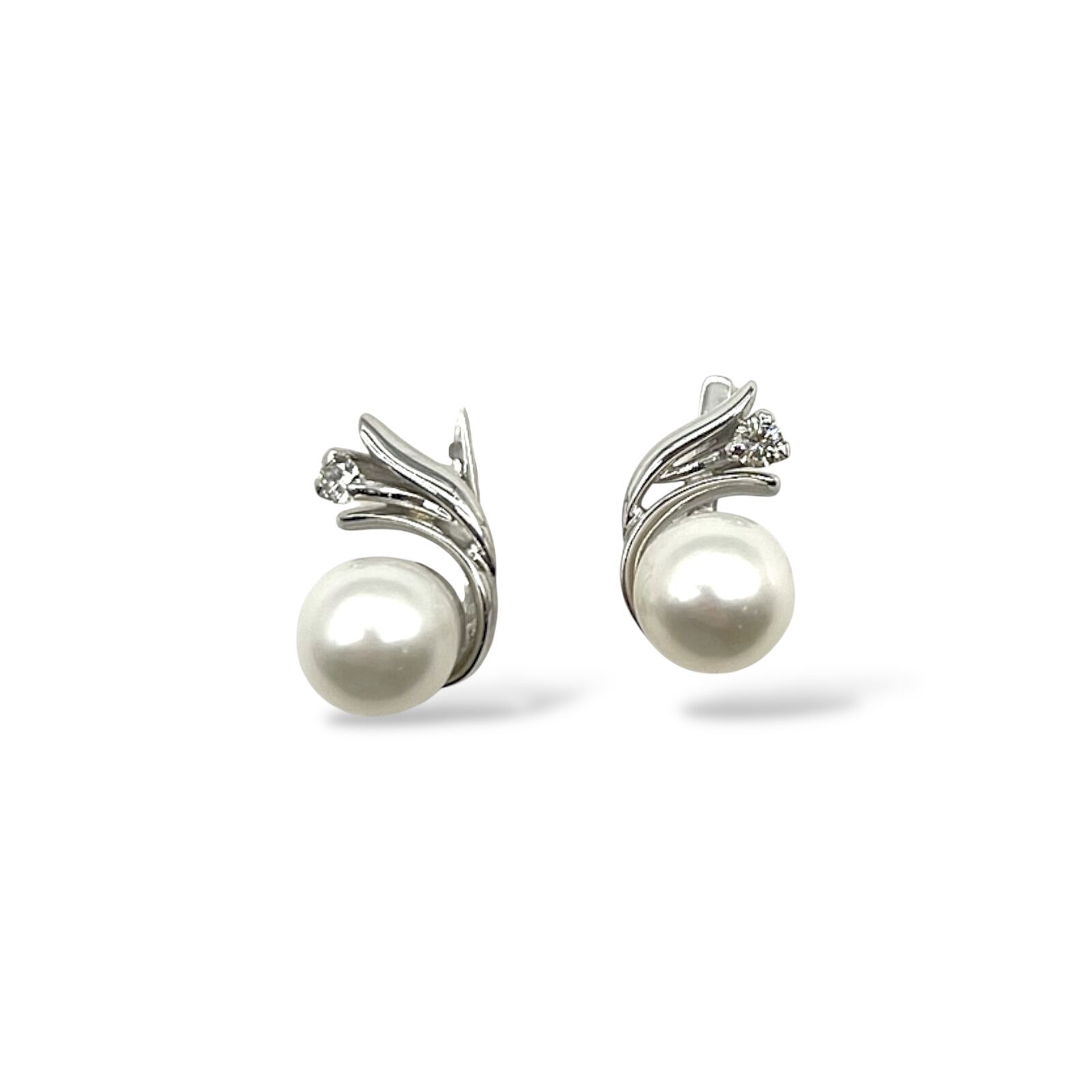 Золотые серьги с бриллиантами