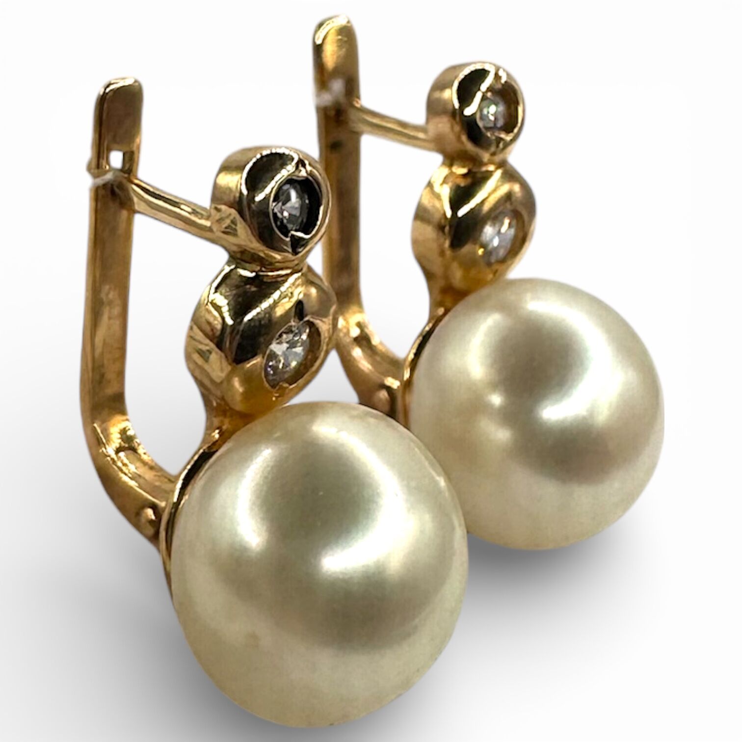 Золоті сережки з перлами