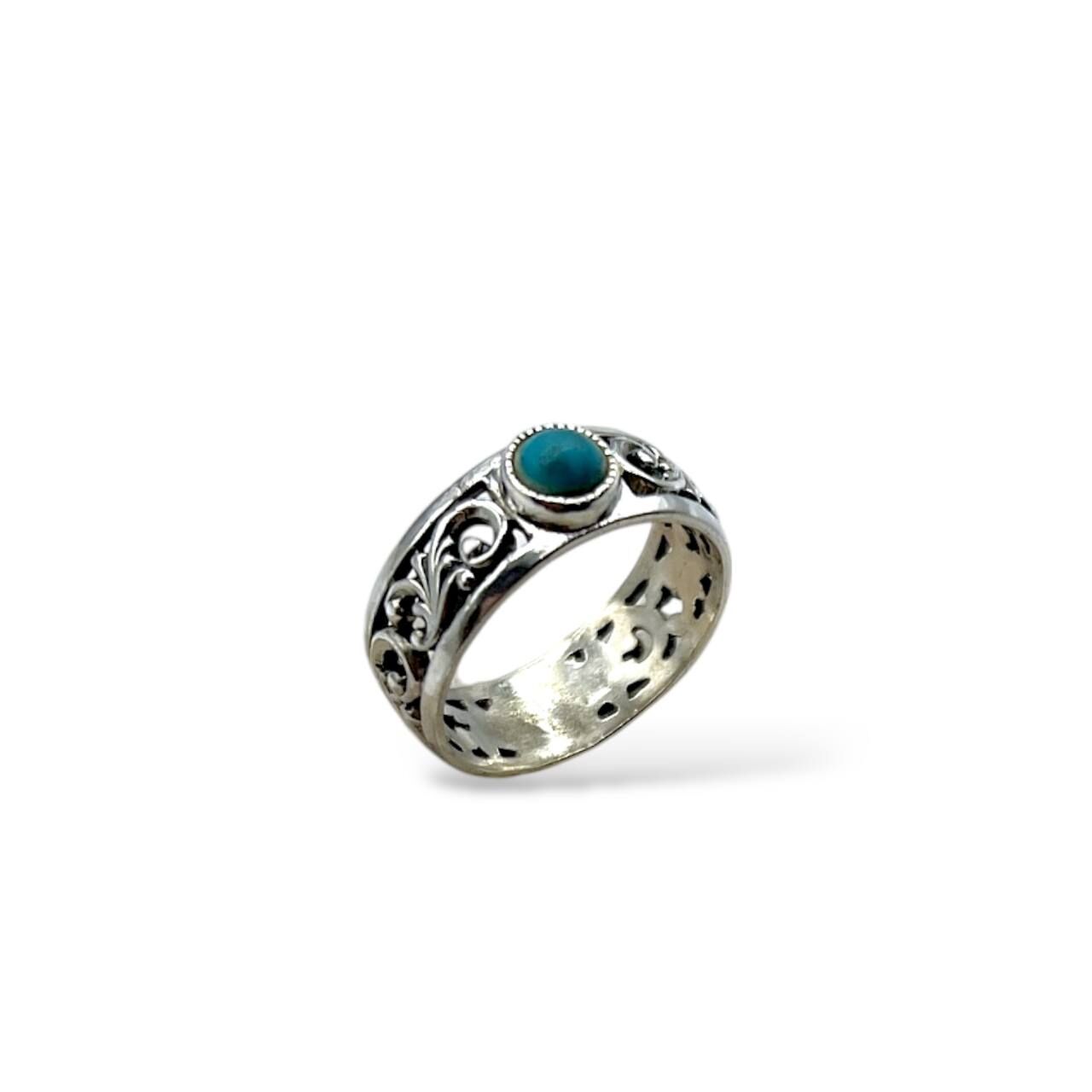 Серебряное кольцо