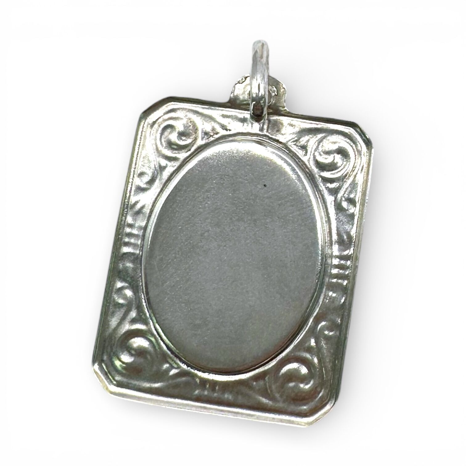 Срібна підвіска без вставок