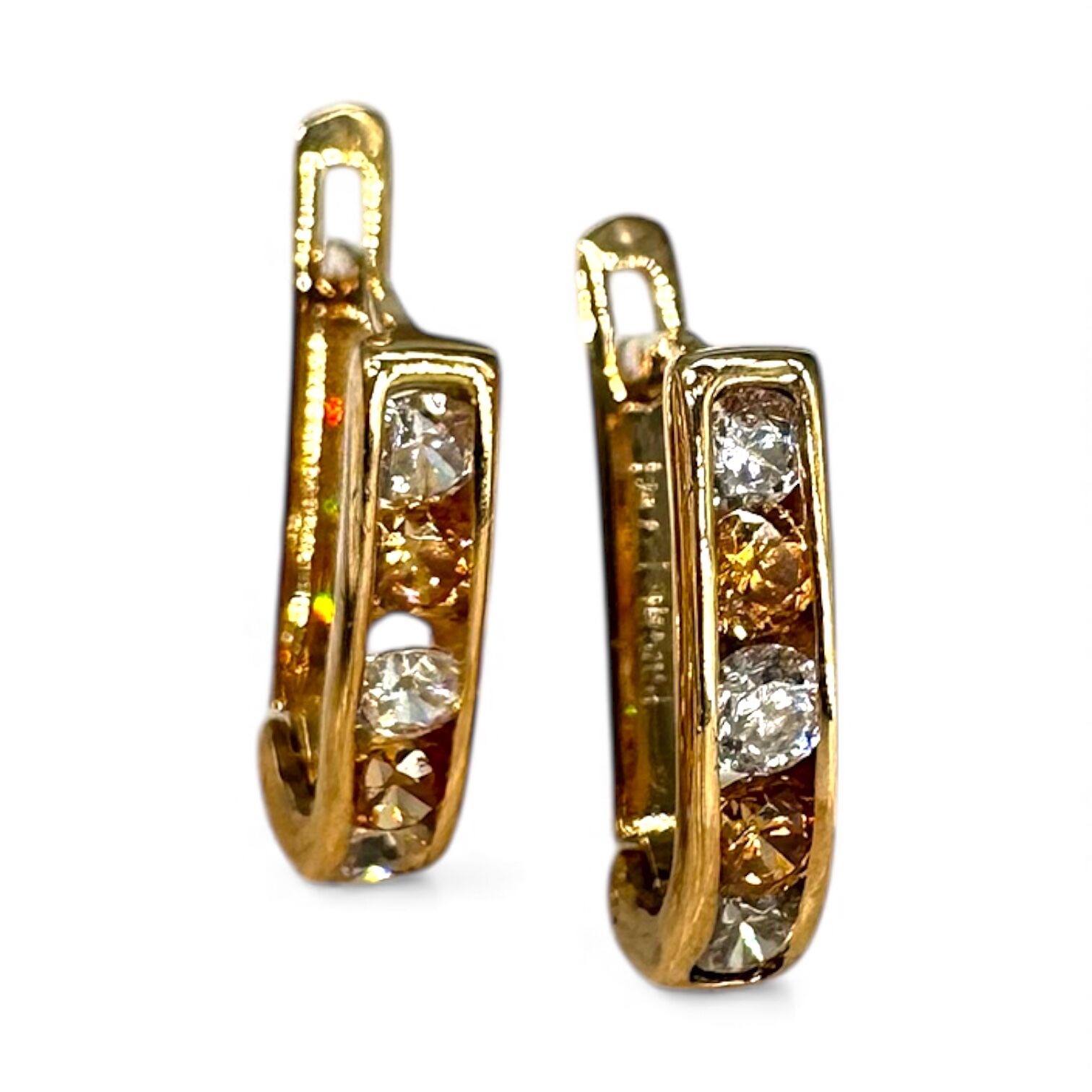 Золотые серьги с фианитами