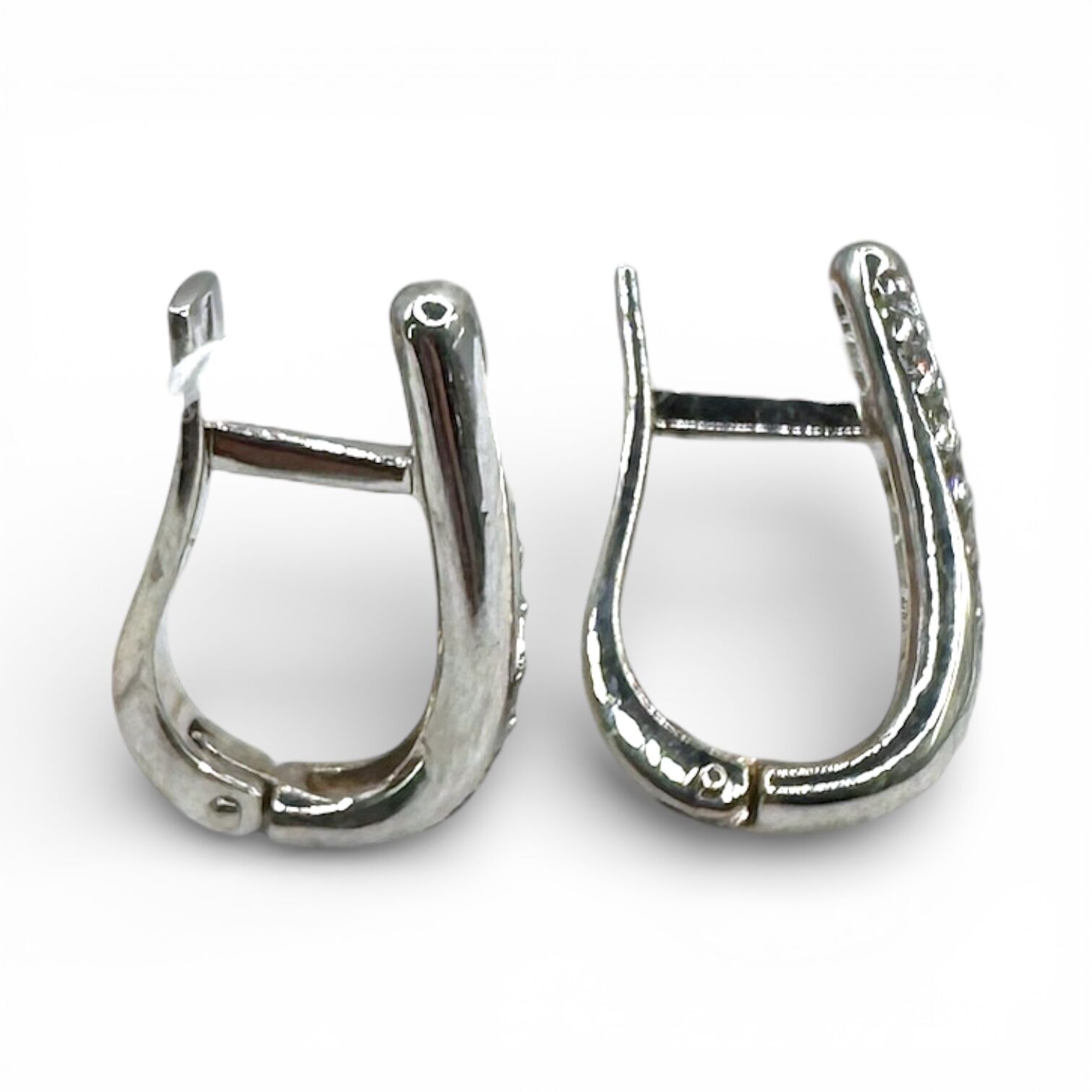 Золотые серьги с фианитами