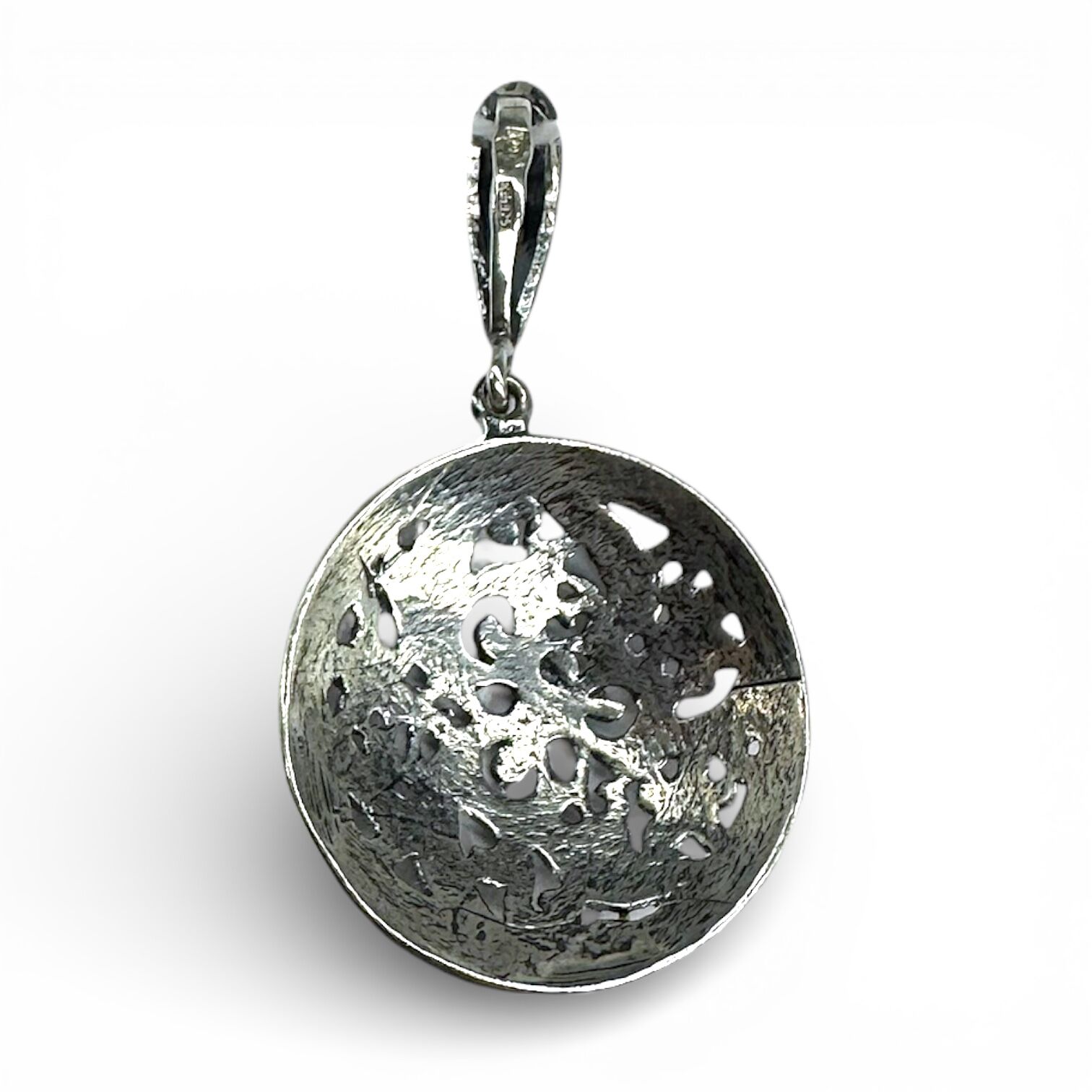 Серебряная подвеска без вставок