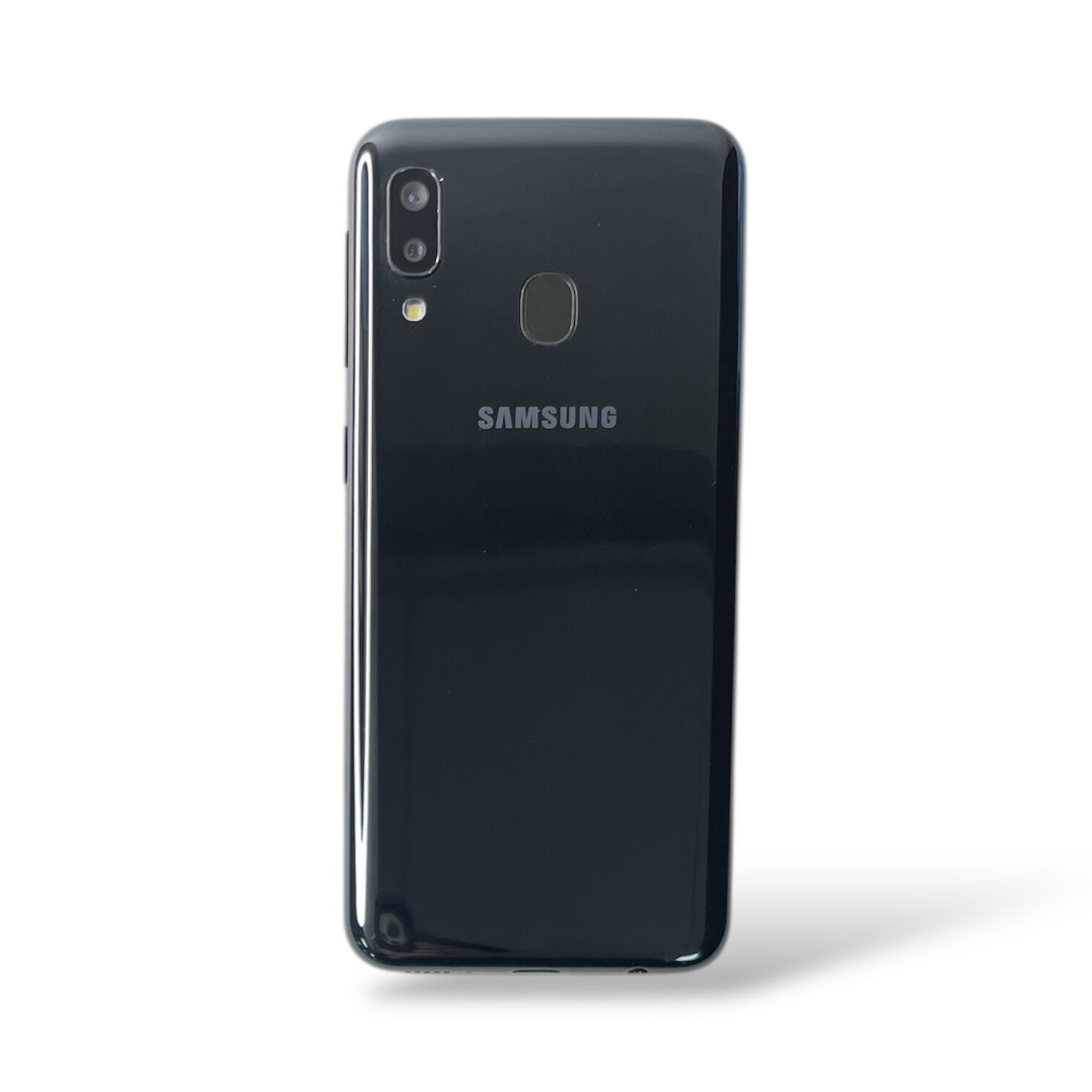 Смартфон Samsung Galaxy A20e 3/32