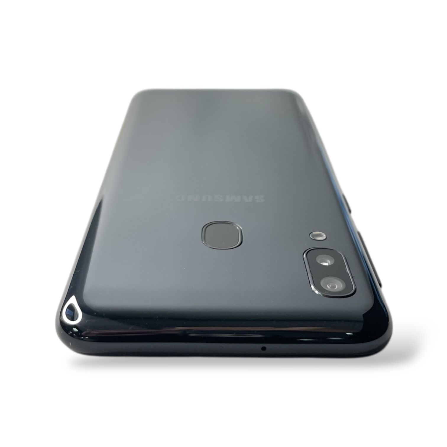 Смартфон Samsung Galaxy A20e 3/32 ГБ