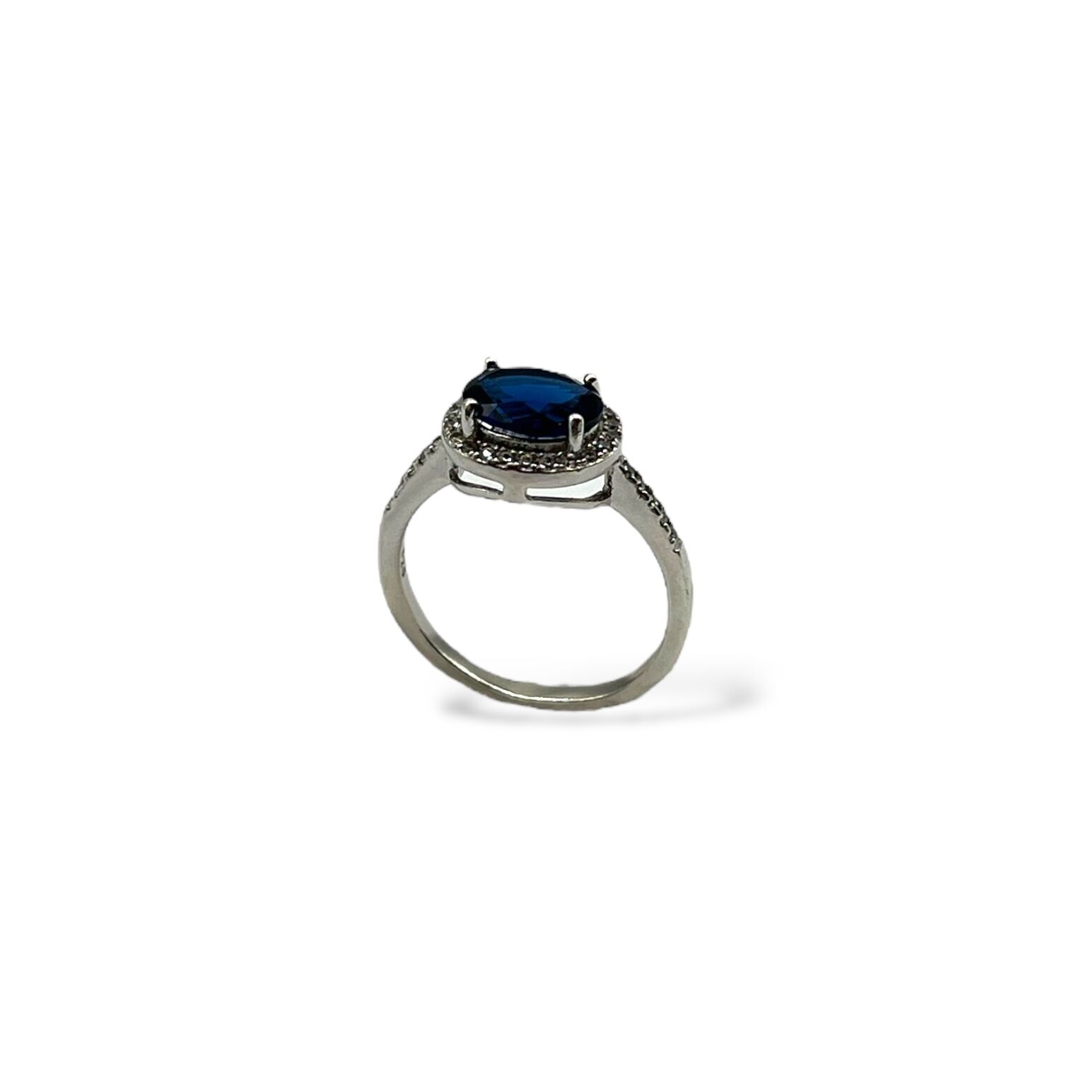 Серебряное кольцо