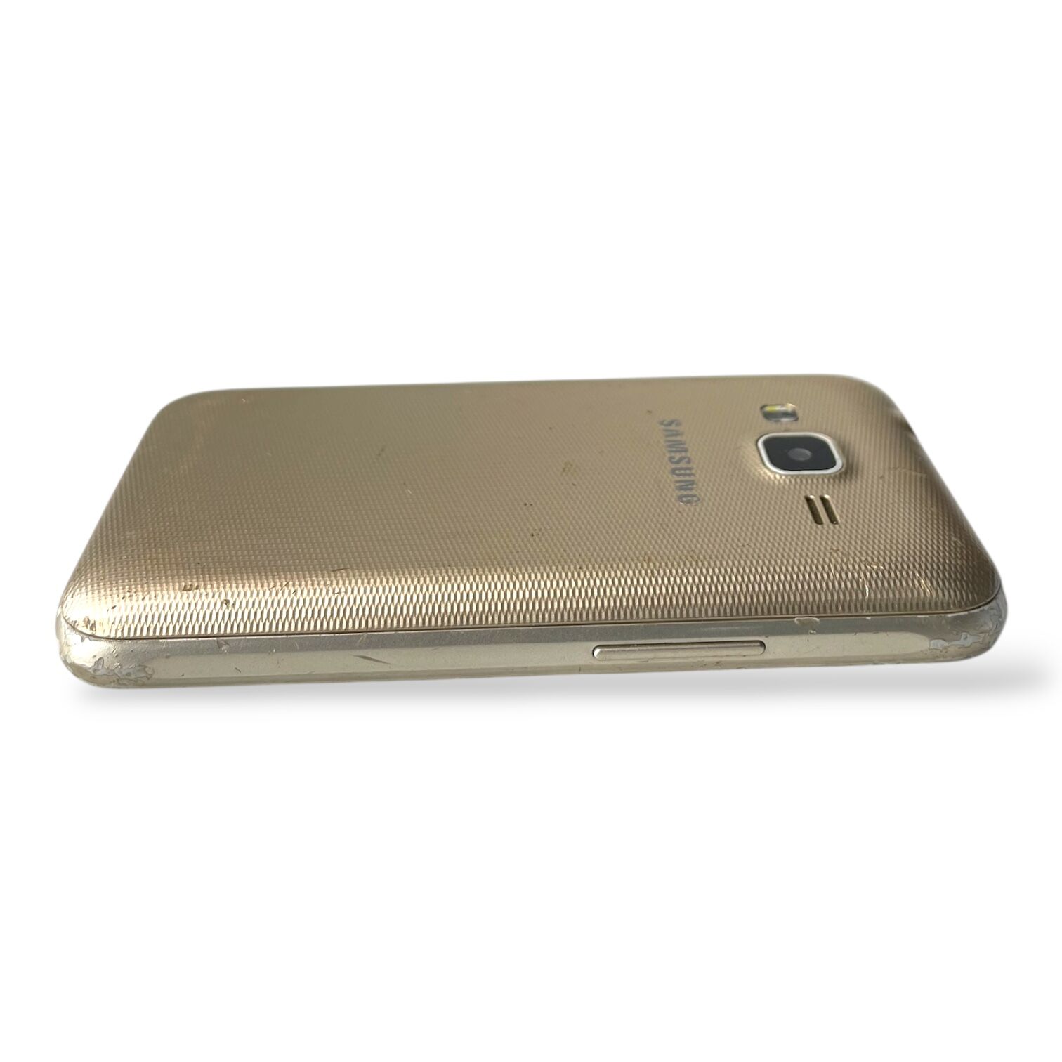 Смартфон Samsung Galaxy SM-J106H