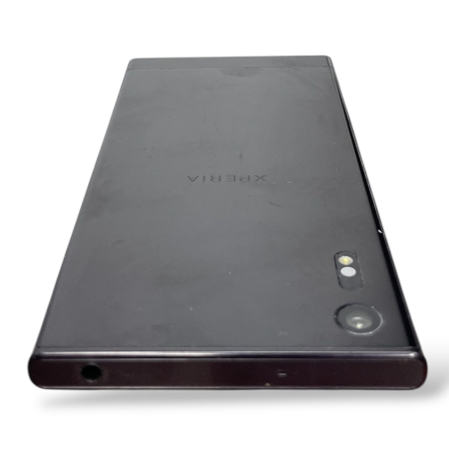 Смартфон Sony F8331 2/32 Gb