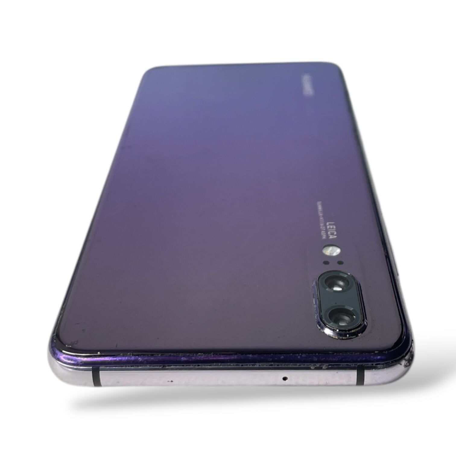 Смартфон Huawei P20 4/64 Gb