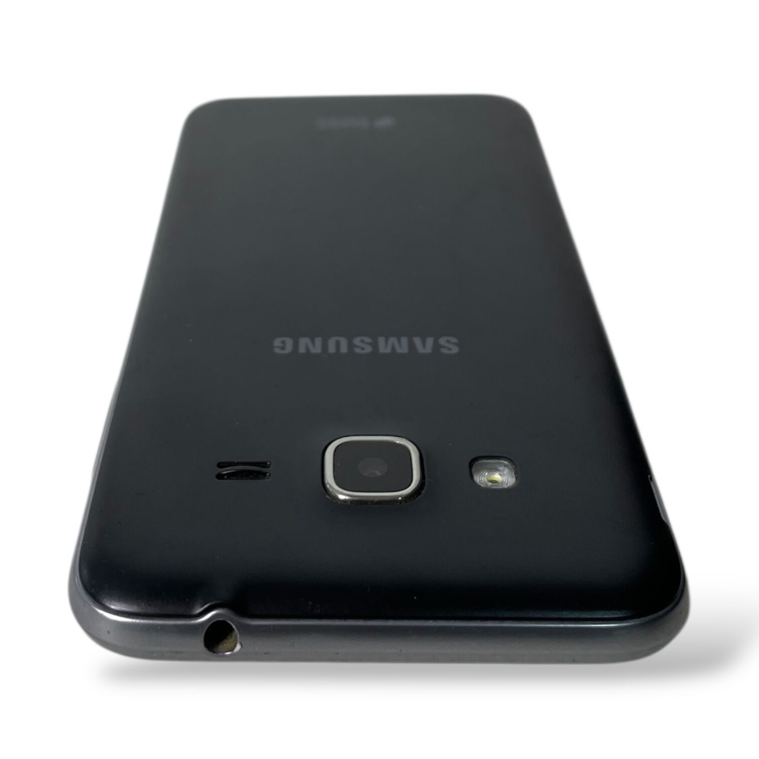 Смартфон Samsung Galaxy J3 1,5/8