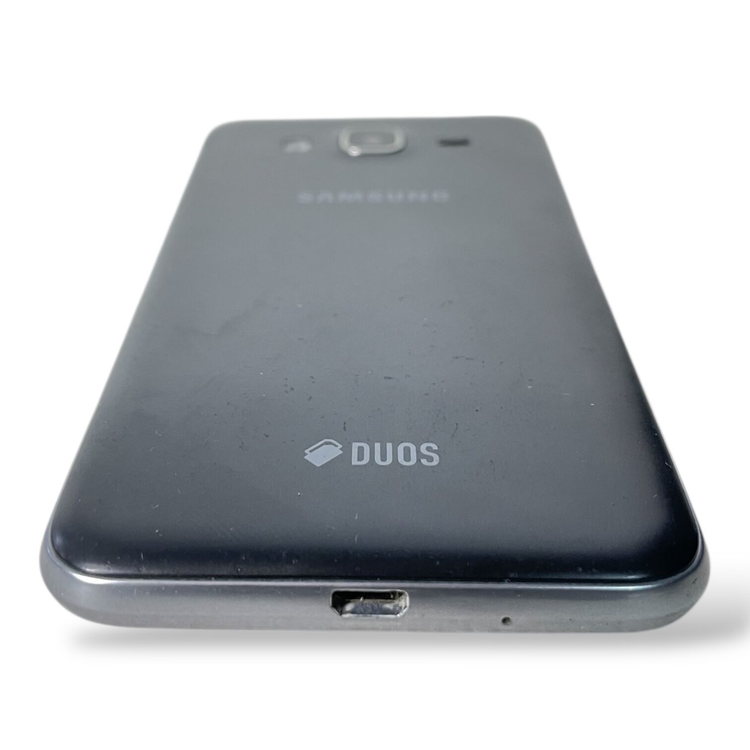 Смартфон Samsung Galaxy J3 1,5/8 ГБ