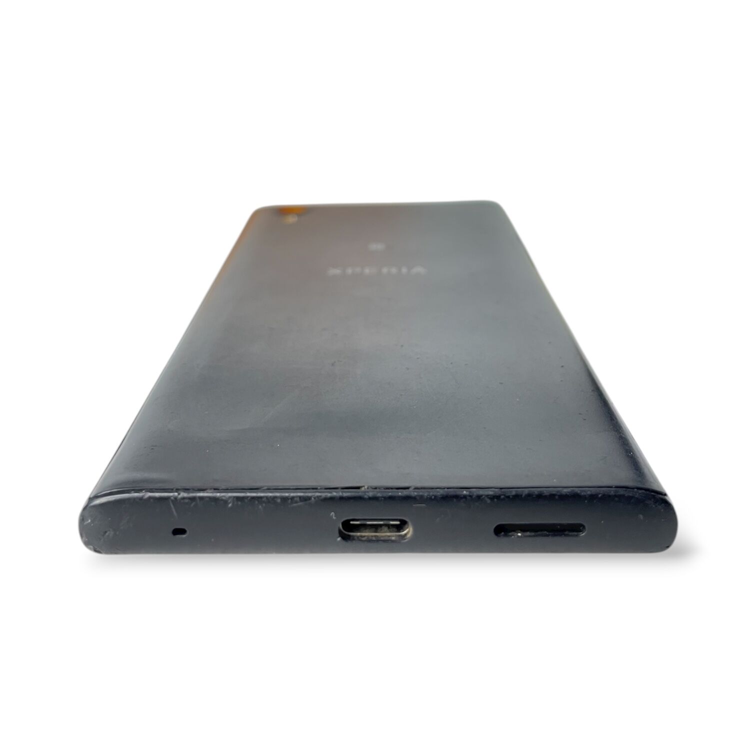 Смартфон Sony Xperia L1 1/16 Gb