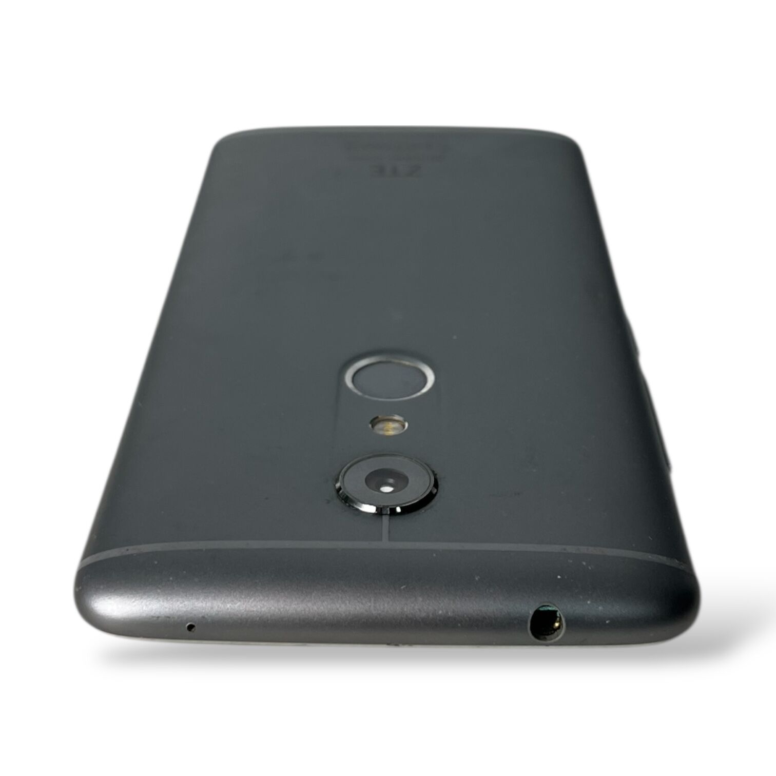 Смартфон ZTE Axon 7 mini 4/64 Gb