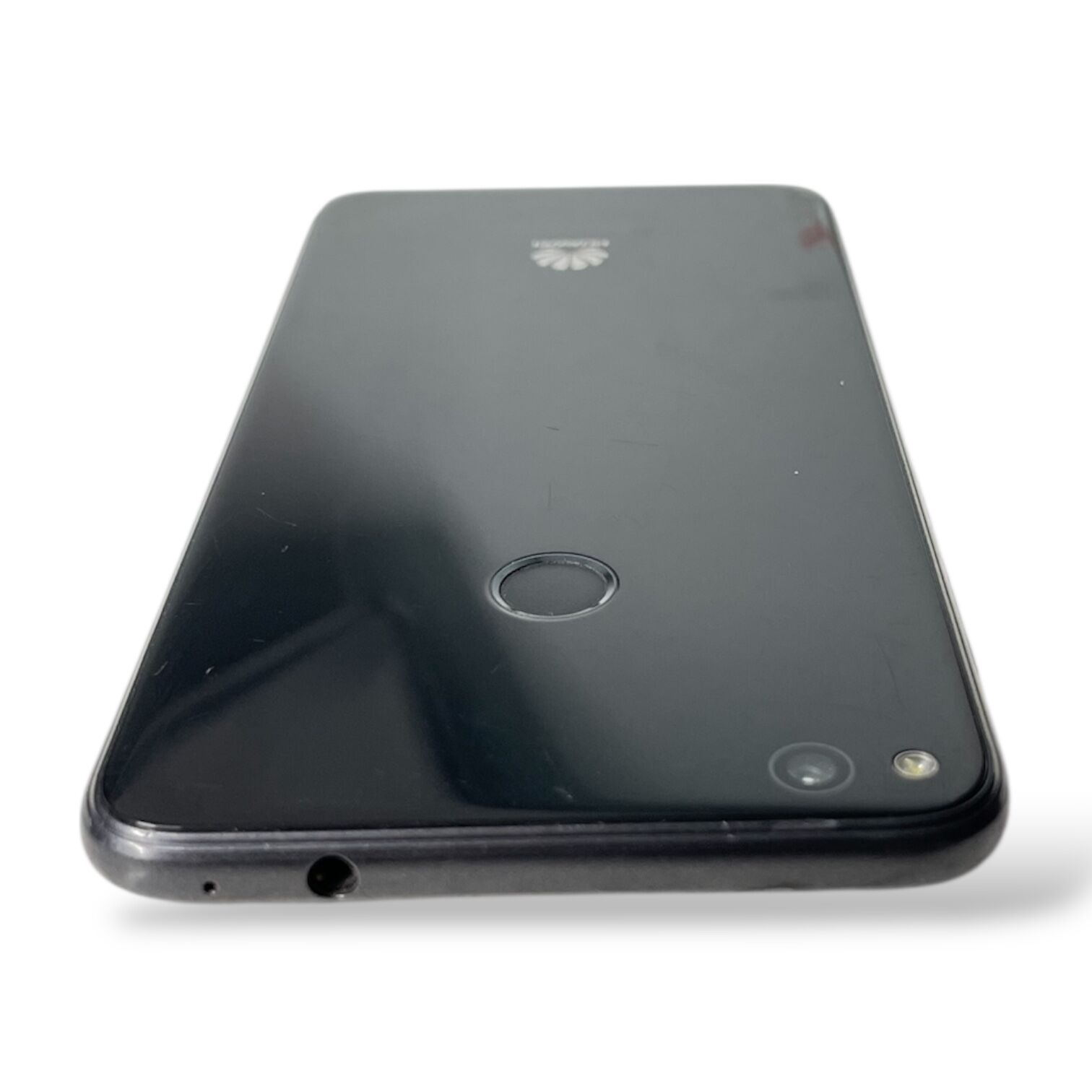 Смартфон Huawei P8 lite 2/16gb