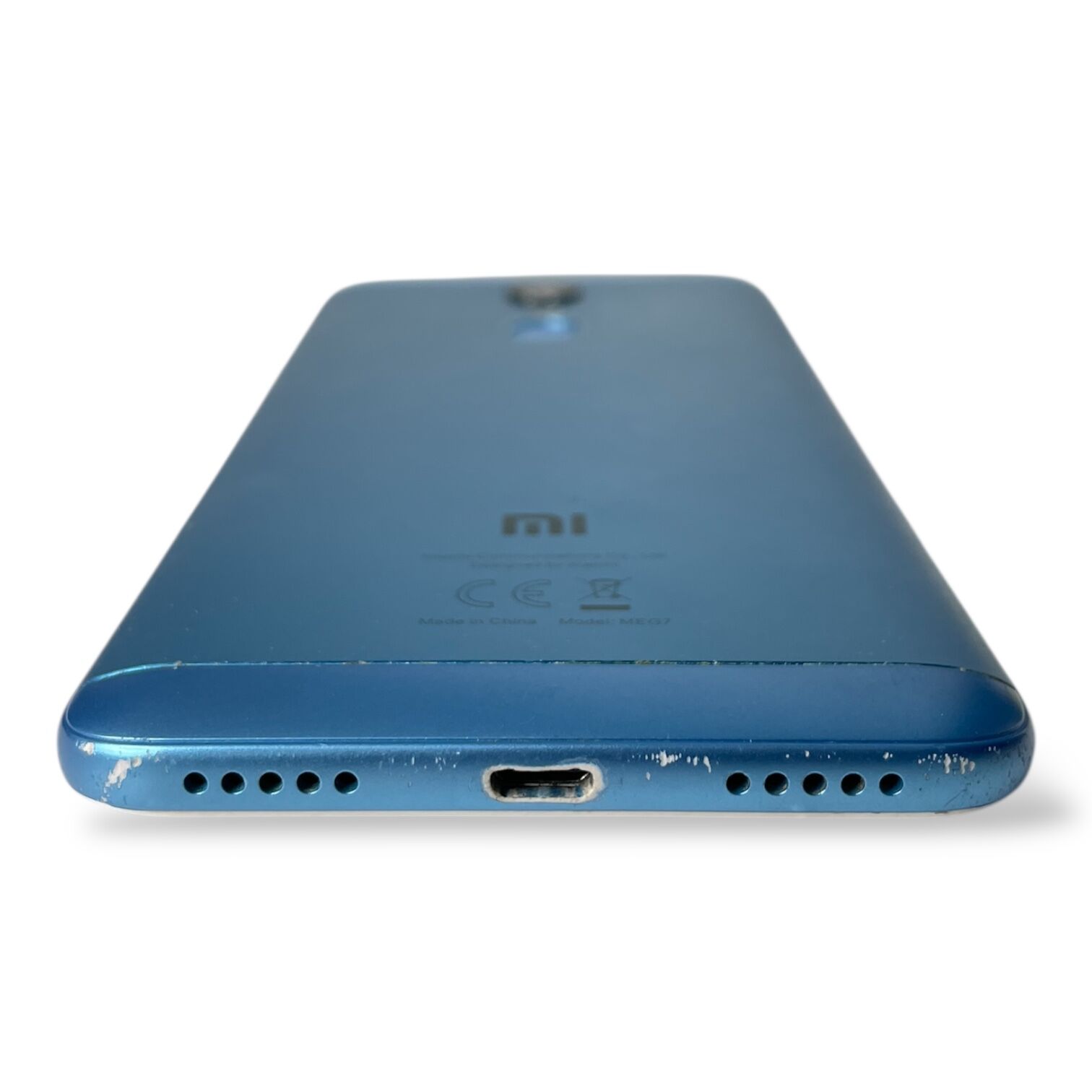 Смартфон Xiaomi Redmi 5 Plus 3/32 Gb