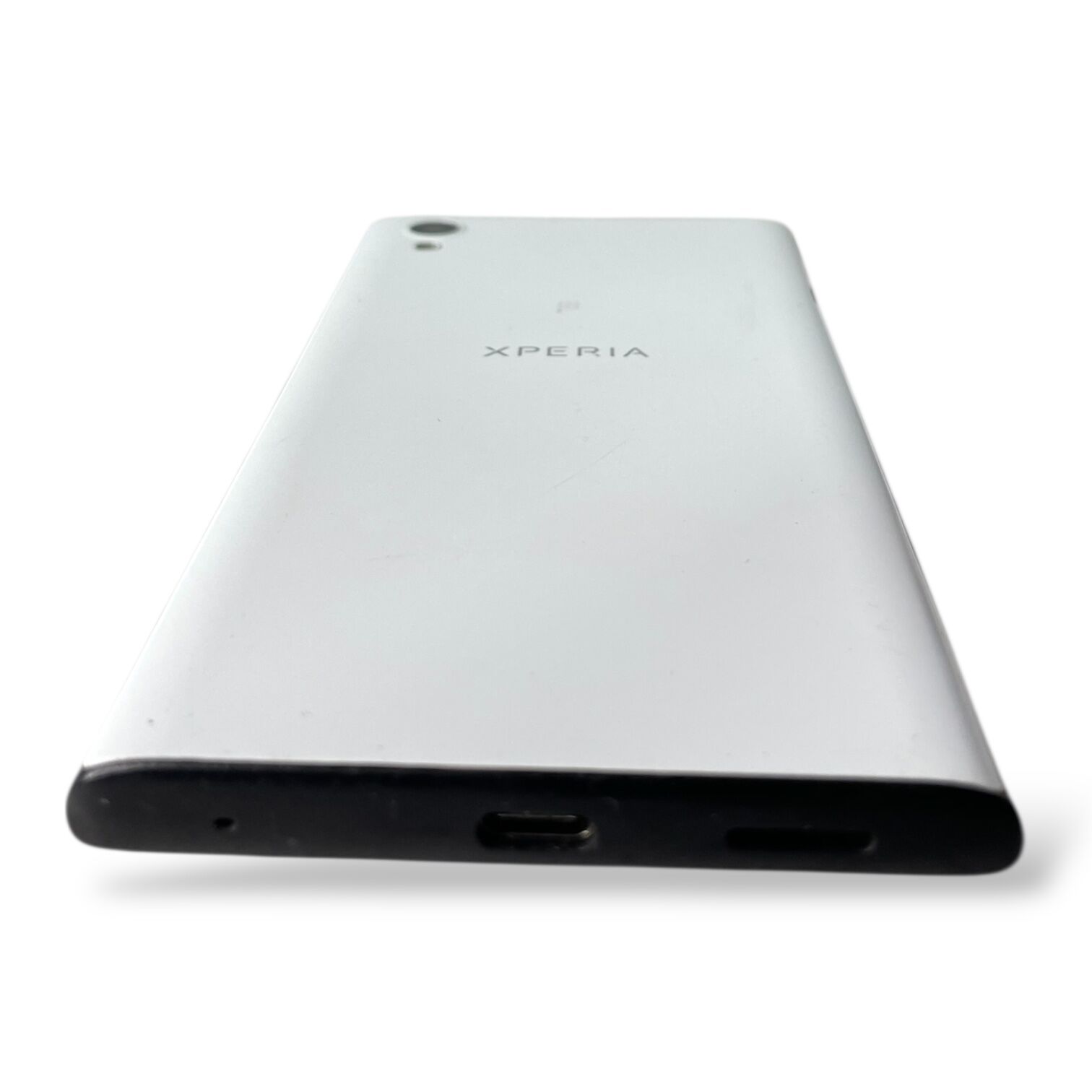 Смартфон Sony Xperia L1 2/16gb