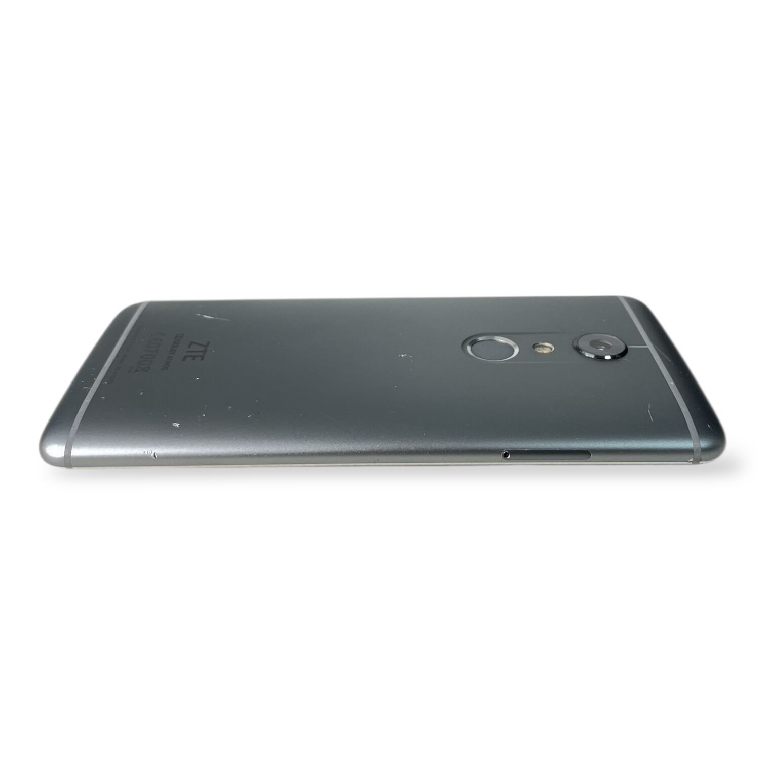 Смартфон ZTE Axon 7 4/64gb