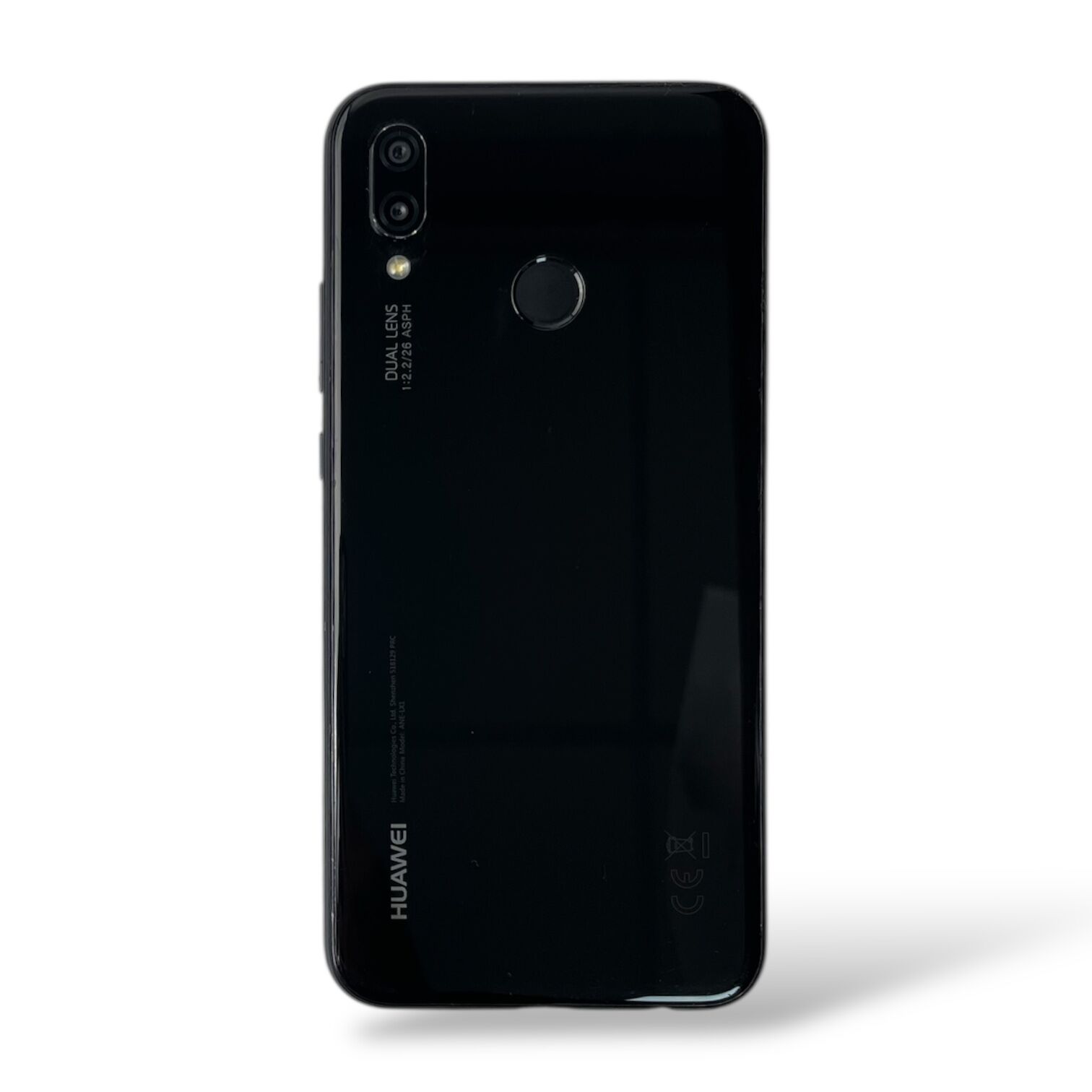 Смартфон Huawei P20 Lite 4/64Gb
