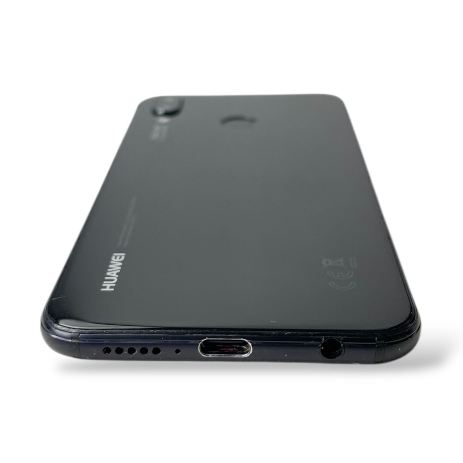 Смартфон Huawei P20 Lite 4/64Gb