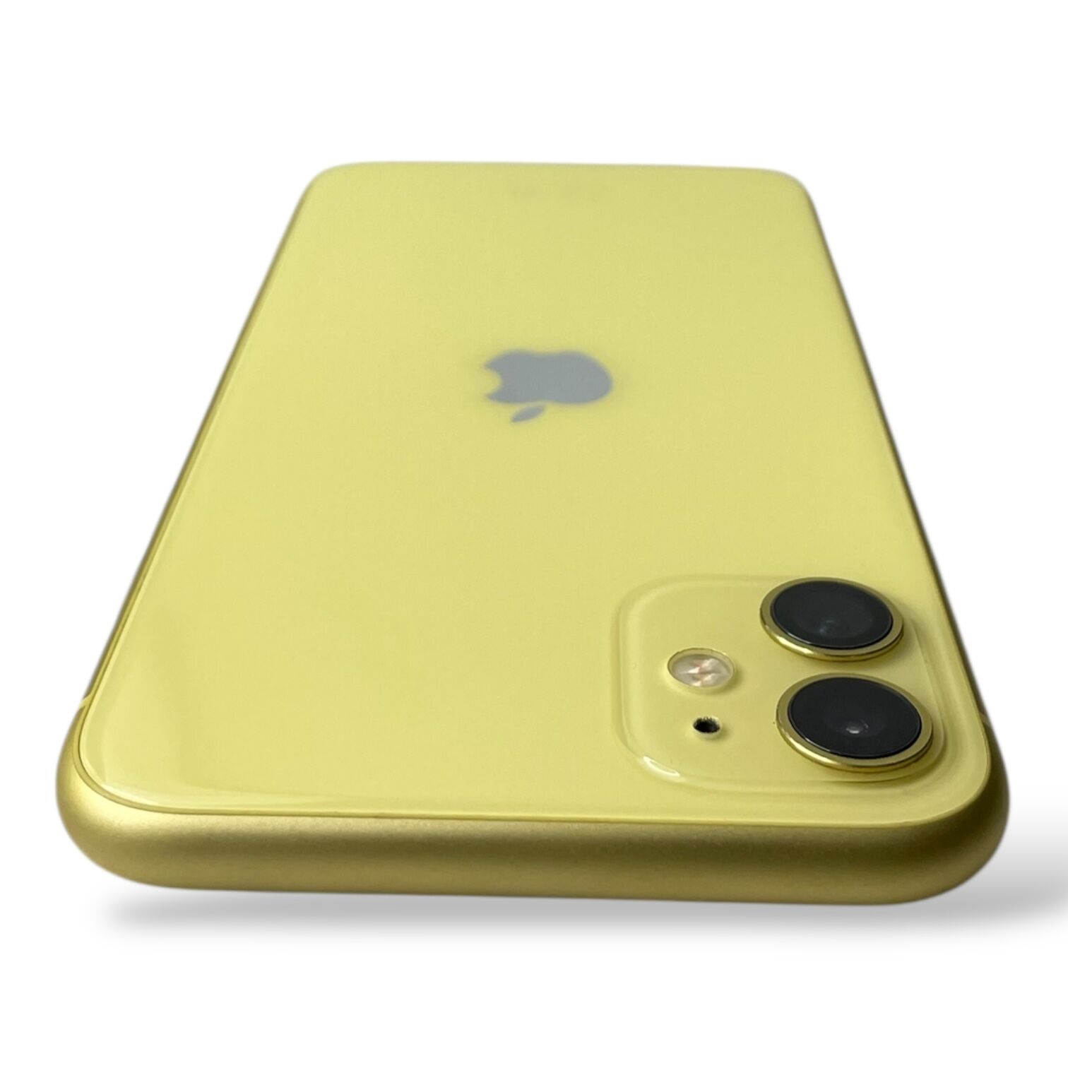 Смартфон Apple iPhone 11 4/64Gb