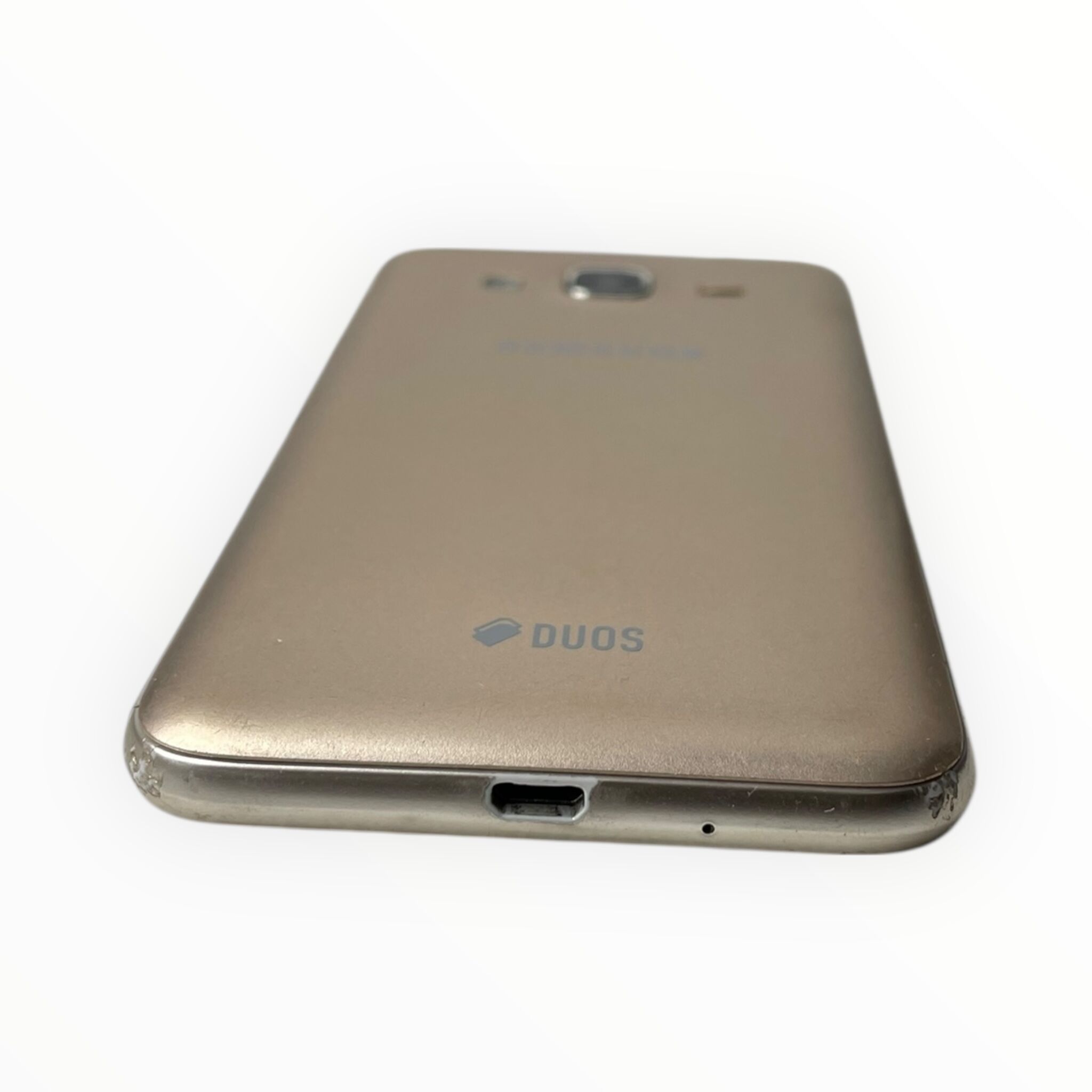 Смартфон Samsung Galaxy J3 1.5/8gb