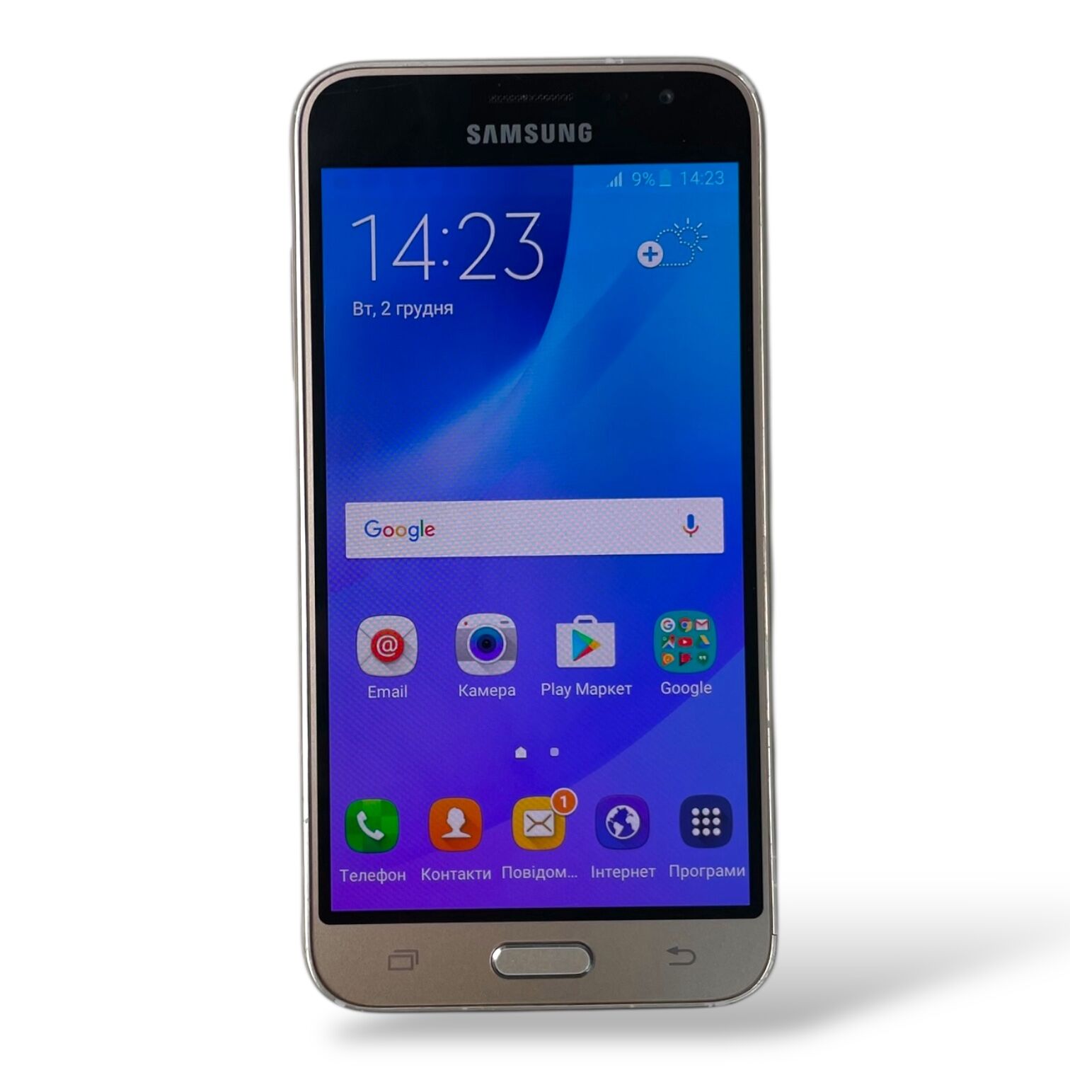 Смартфон Samsung Galaxy J3 1.5/8 ГБ