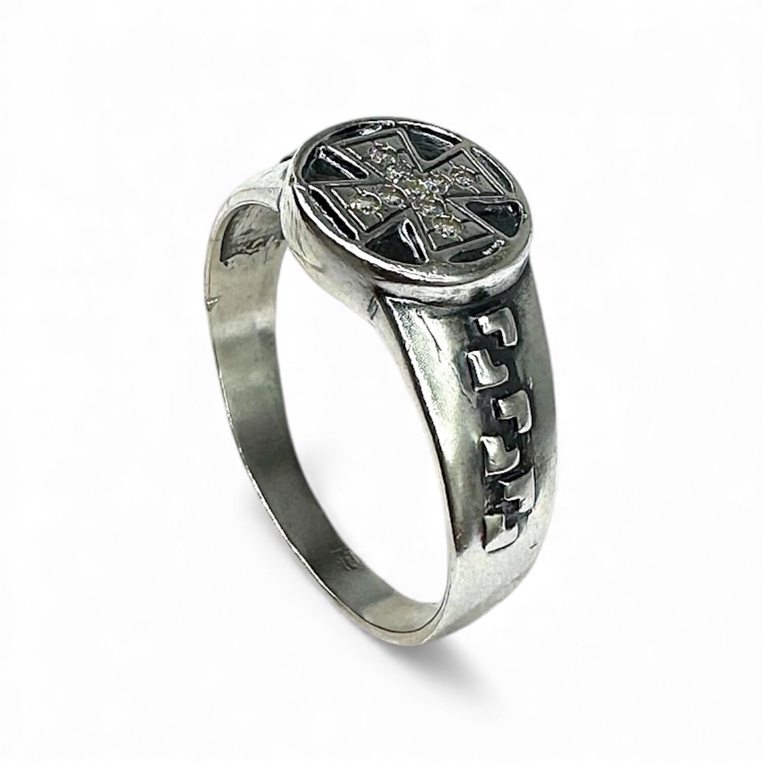 Срібна каблучка з цирконієм