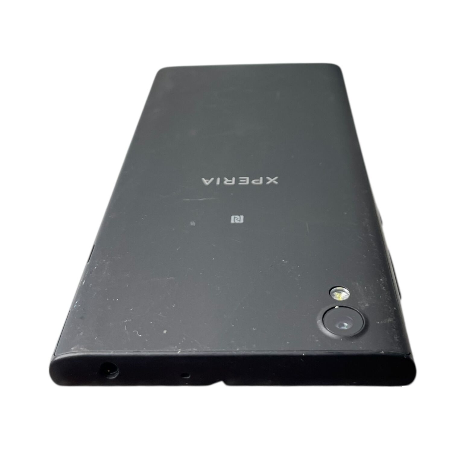 Смартфон Sony Xperia L1 2/16Gb