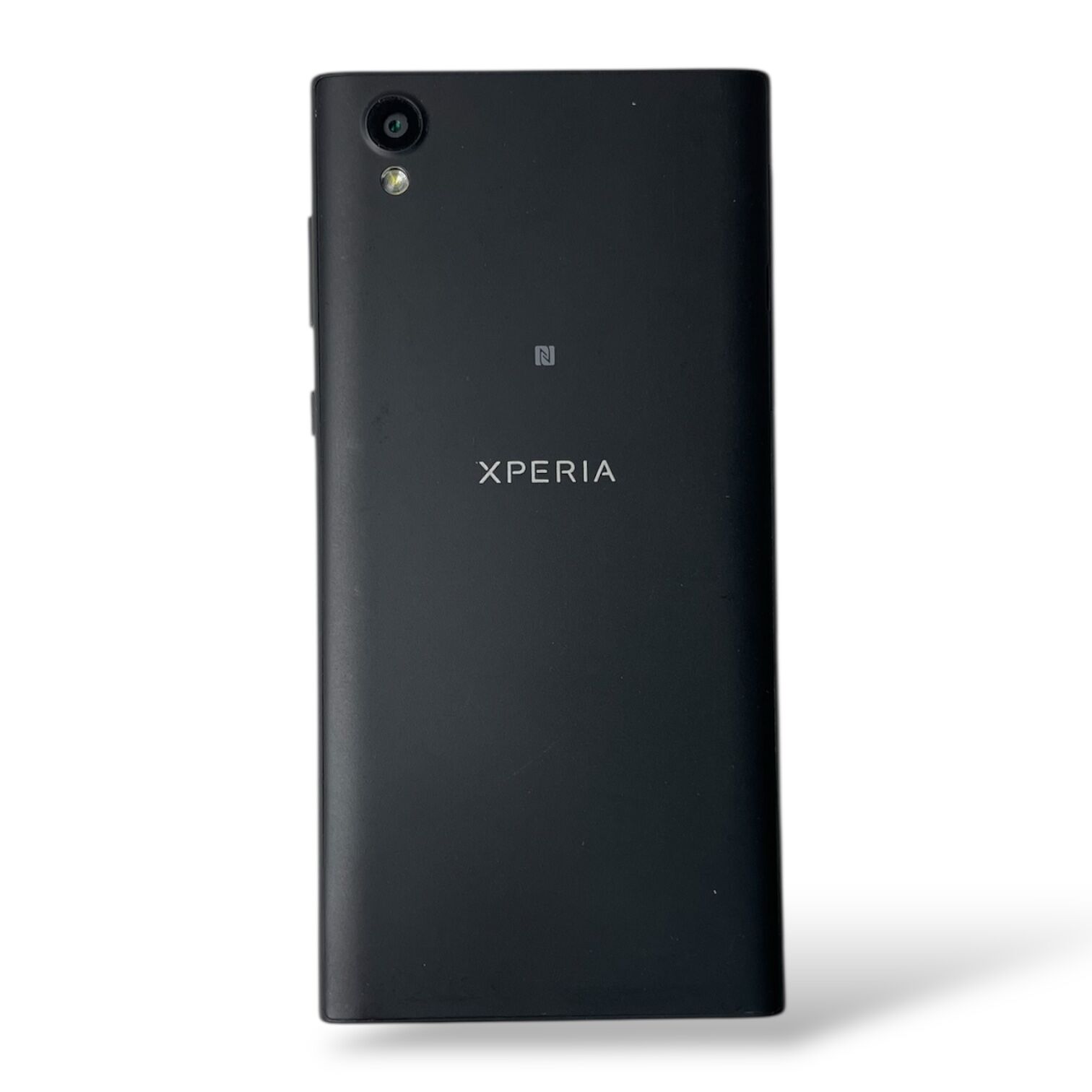 Смартфон Sony Xperia L1 2/16Gb