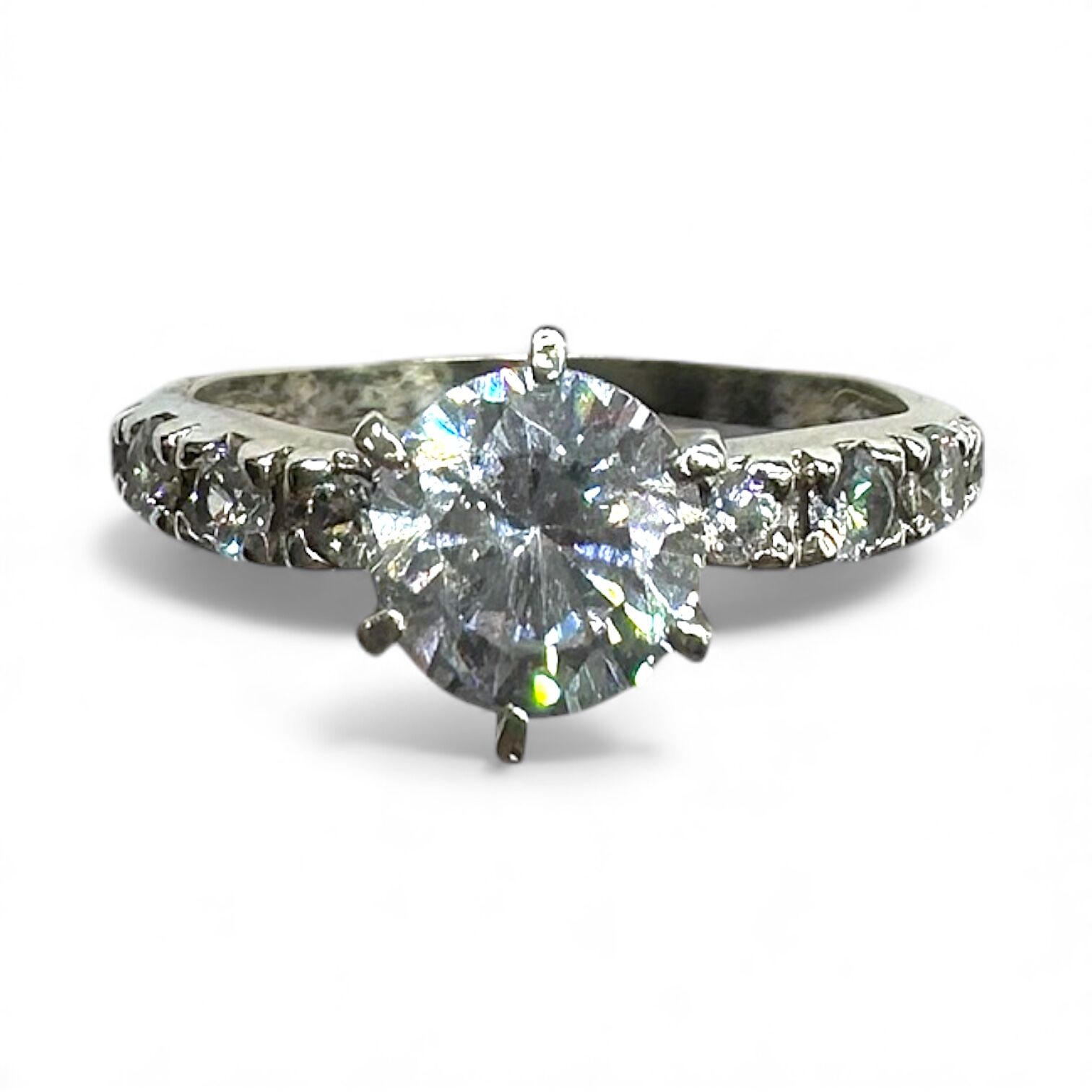 Срібна каблучка з фіанітами