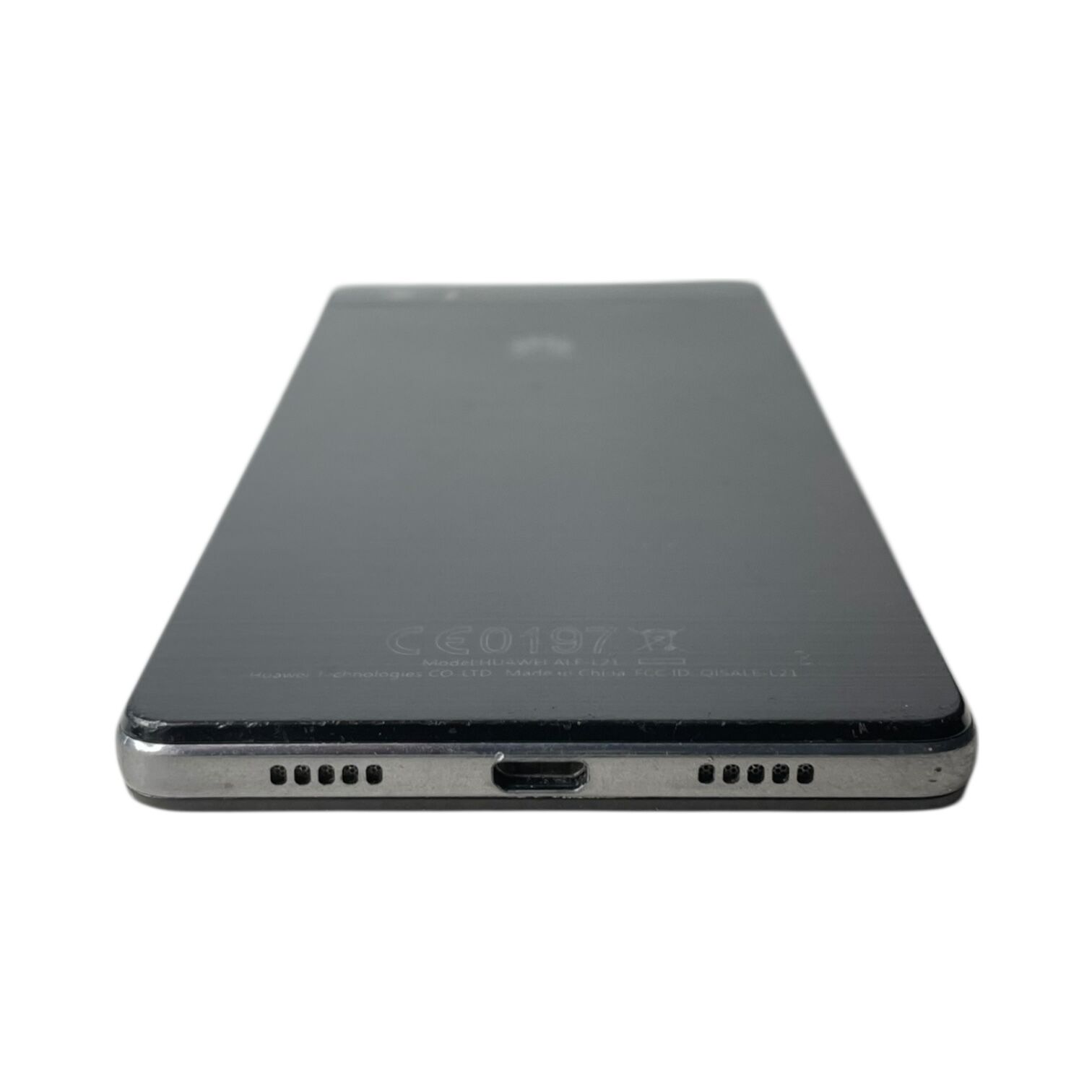 Смартфон Huawei P8 lite 2/16Gb