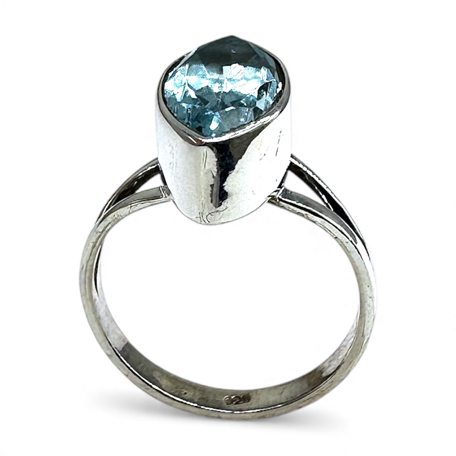 Срібна каблучка з топазом