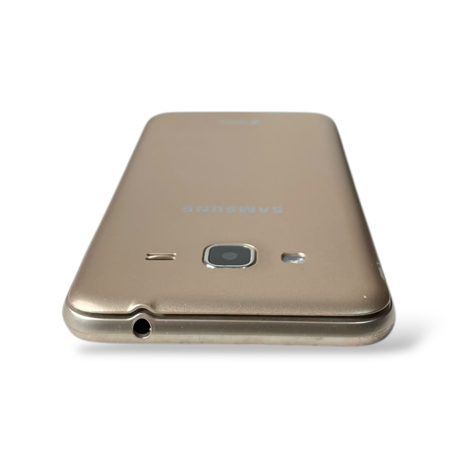 Смартфон Samsung Galaxy J3 J320H 1.5/8gb