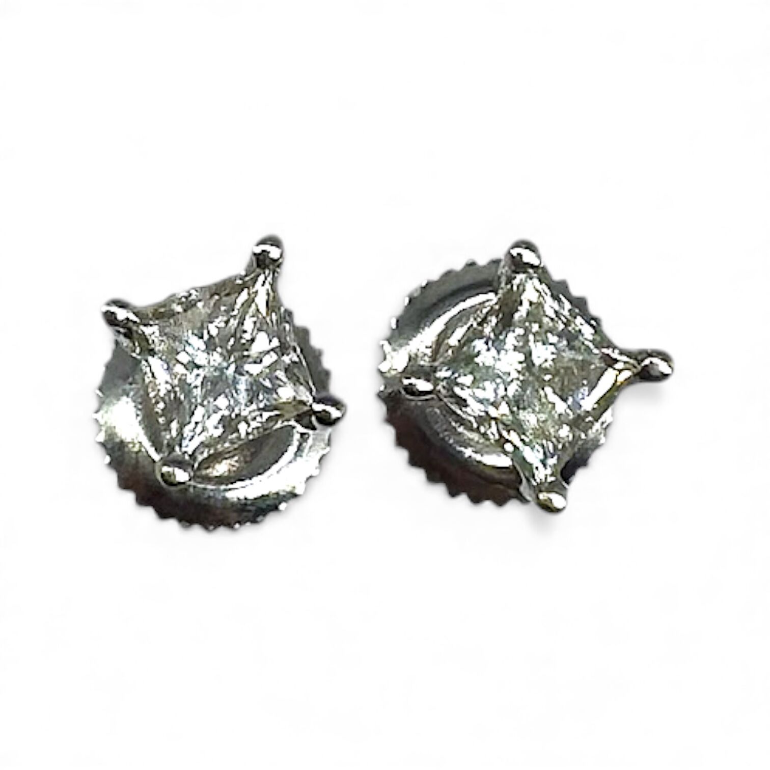 Золотые серьги с фианитом