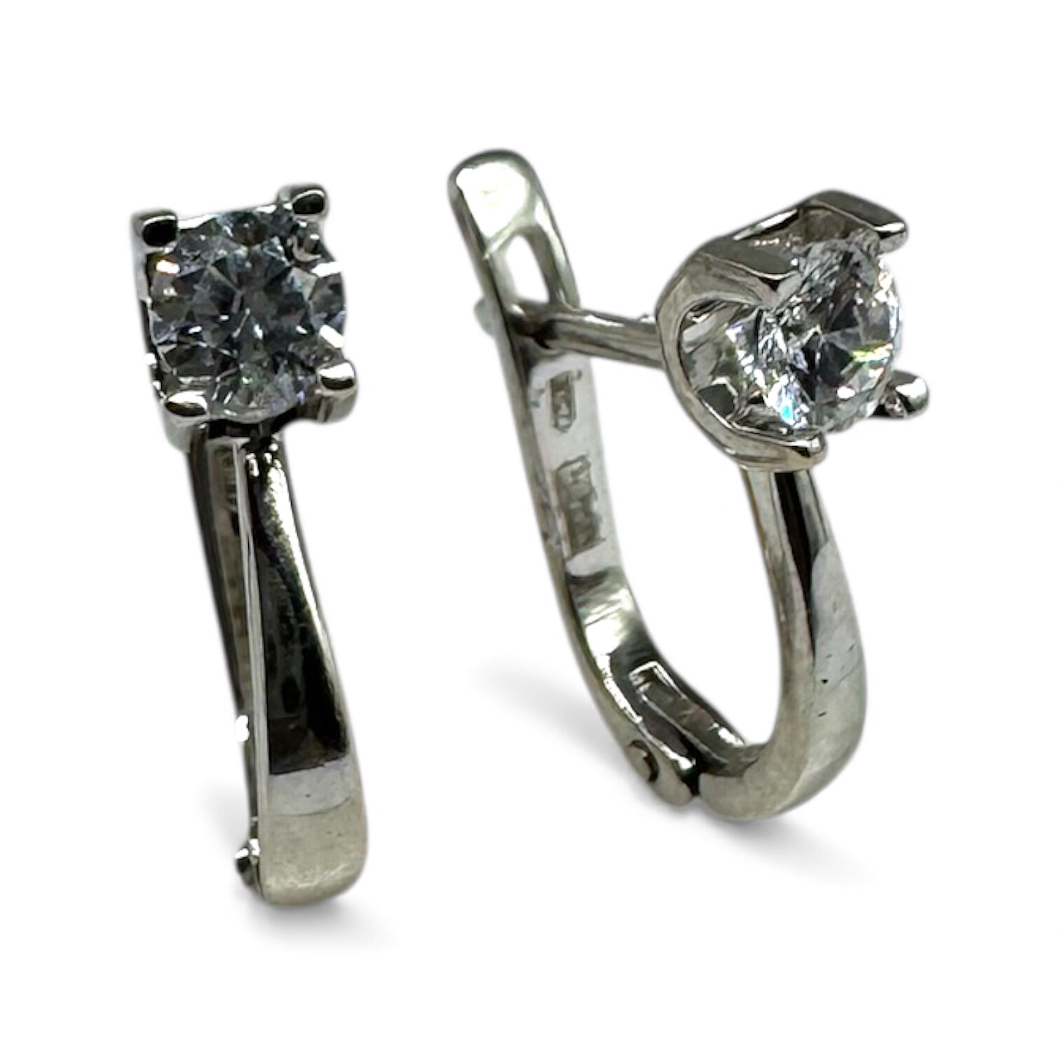 Золотые серьги с фианитом