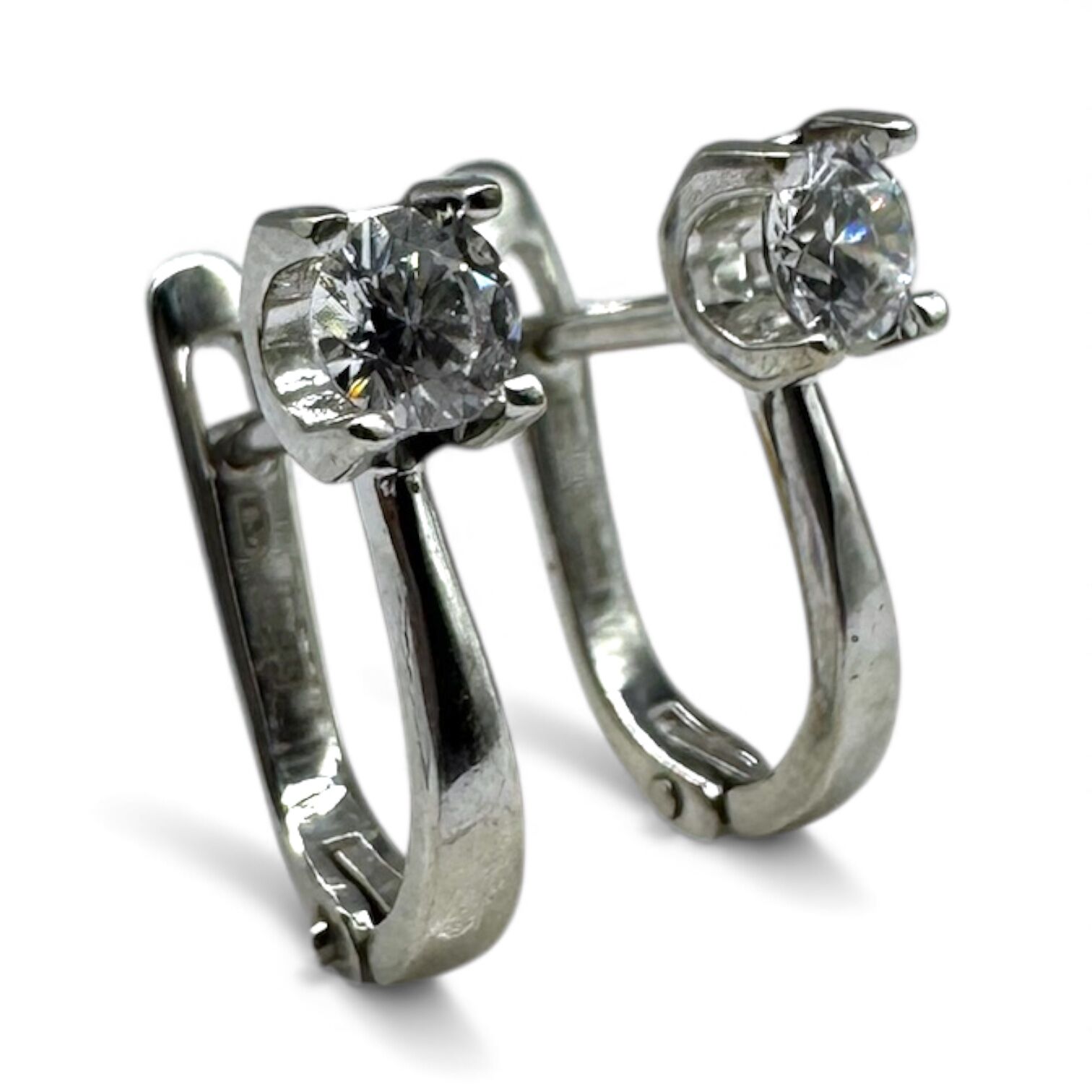 Золотые серьги с фианитом