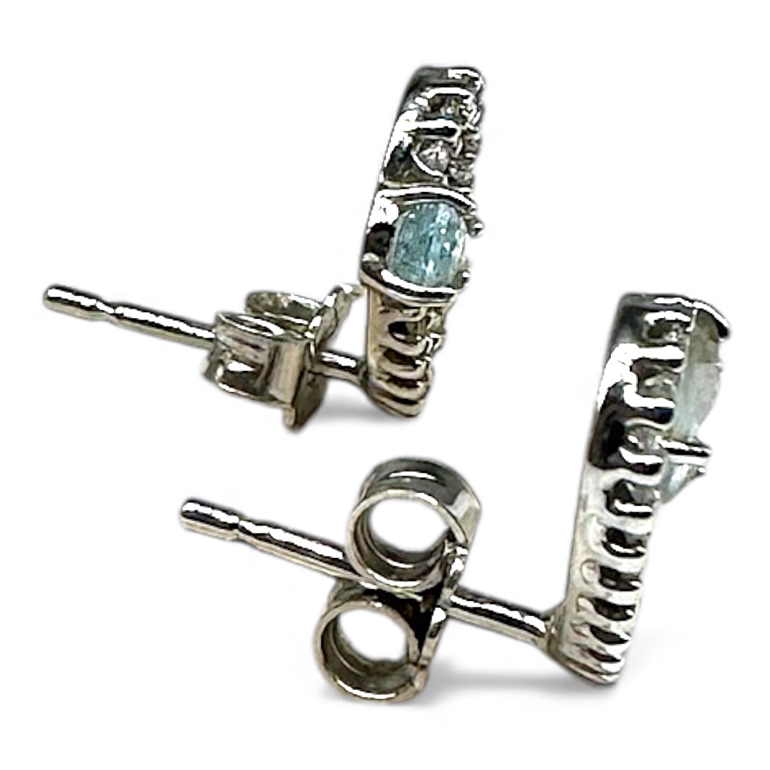 Золотые серьги с цирконами