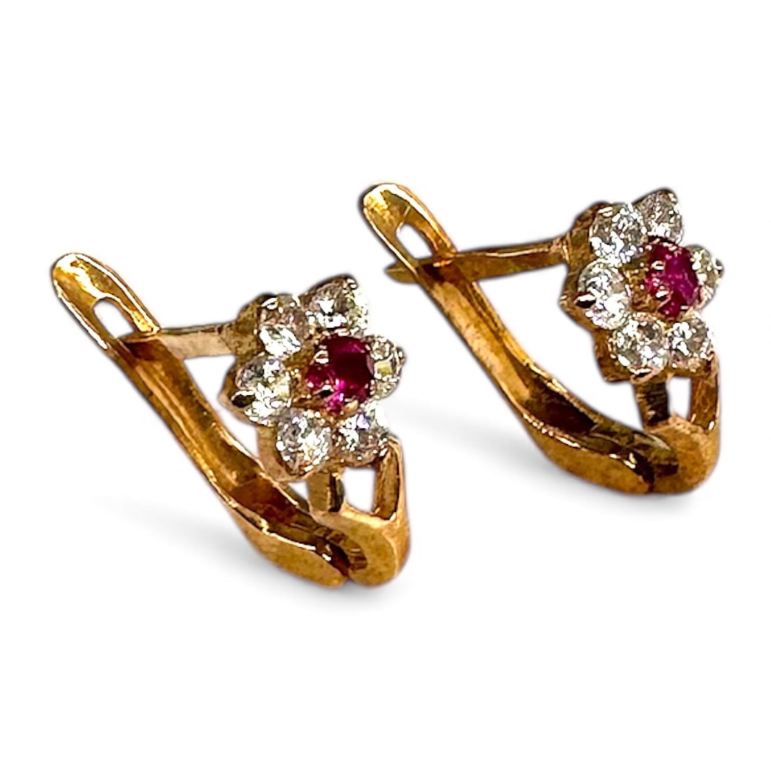 Золотые серьги с рубином и фианитами