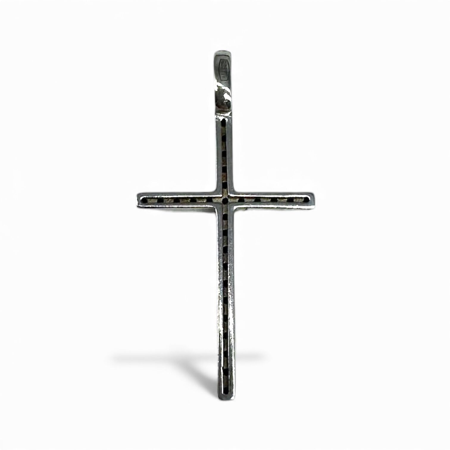 Серебрянная подвескас шпинелью