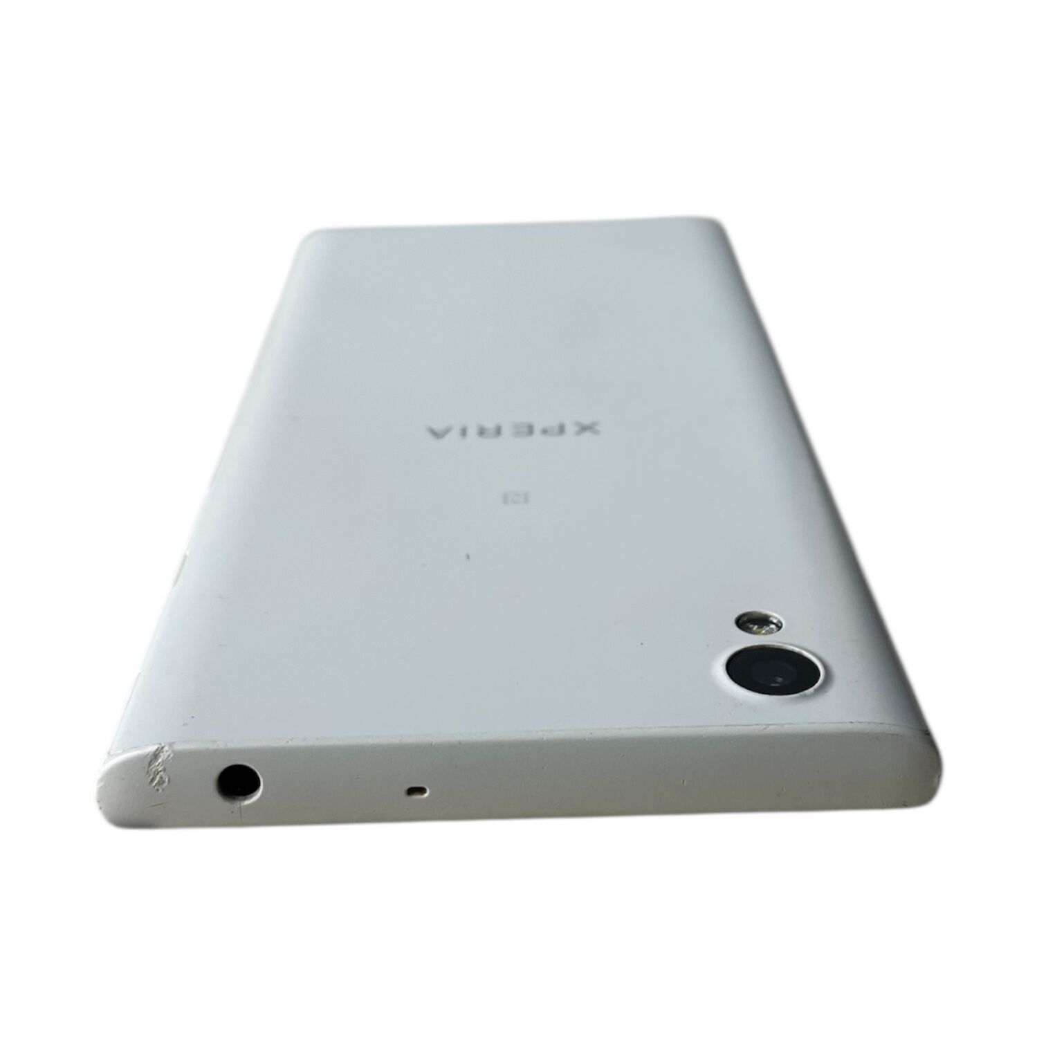 Смартфон Sony Xperia L1 2/16Gb