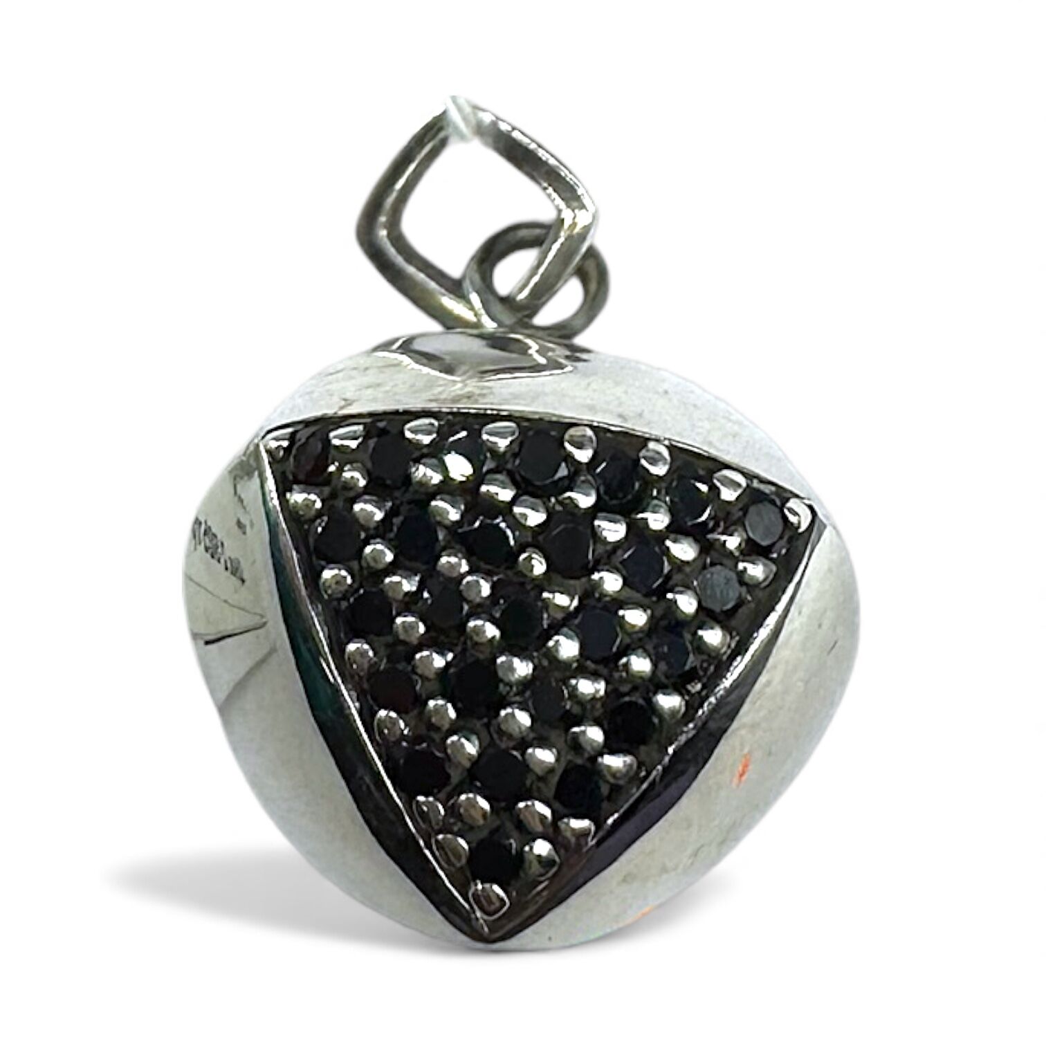 Серебряная подвеска со шпинеллю