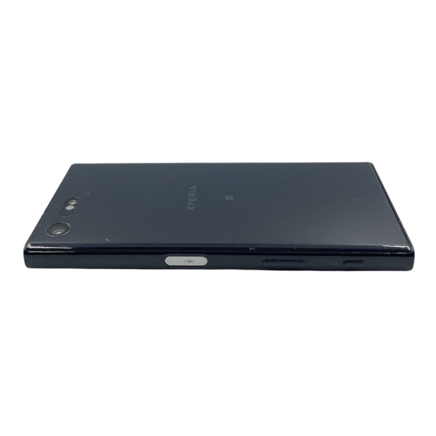 Смартфон Sony X Compact 3/32 Gb