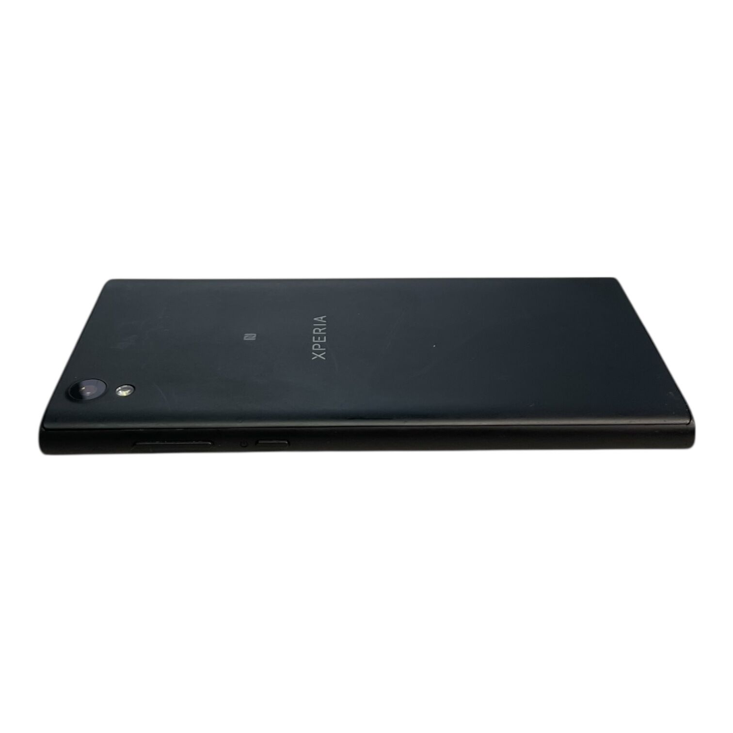 Смартфон Sony Xperia L1 2/16Gb