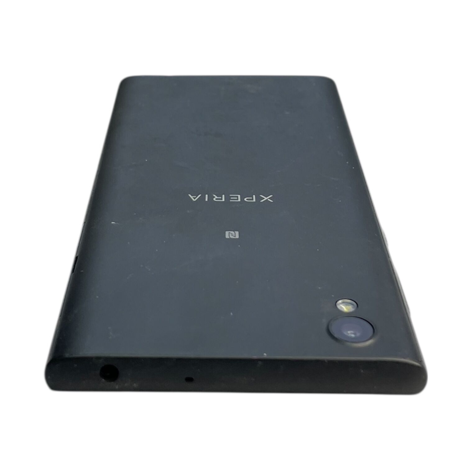 Смартфон Sony Xperia L1 2/16Gb