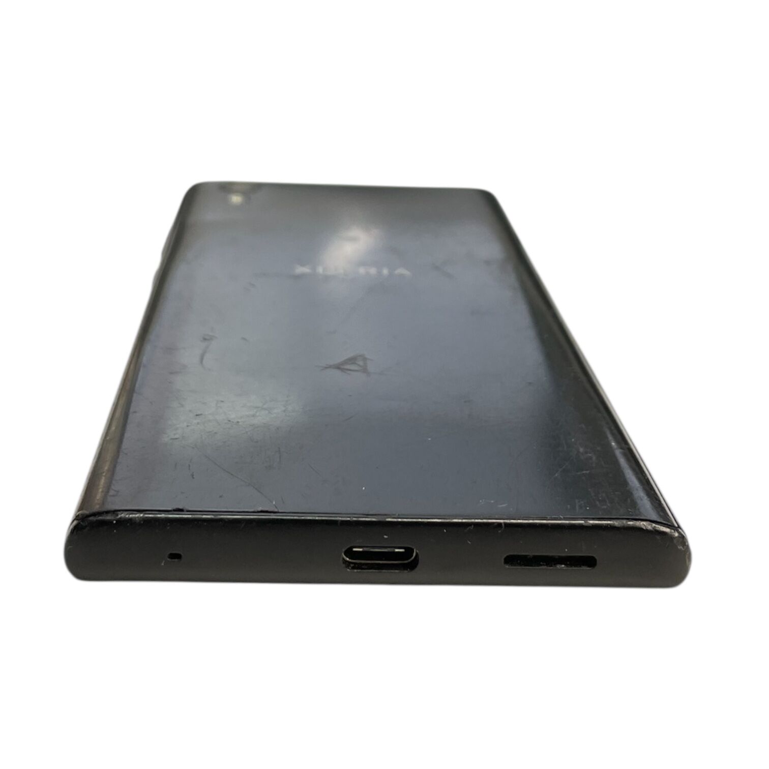 Смартфон Sony Xperia L1 2/16Gb