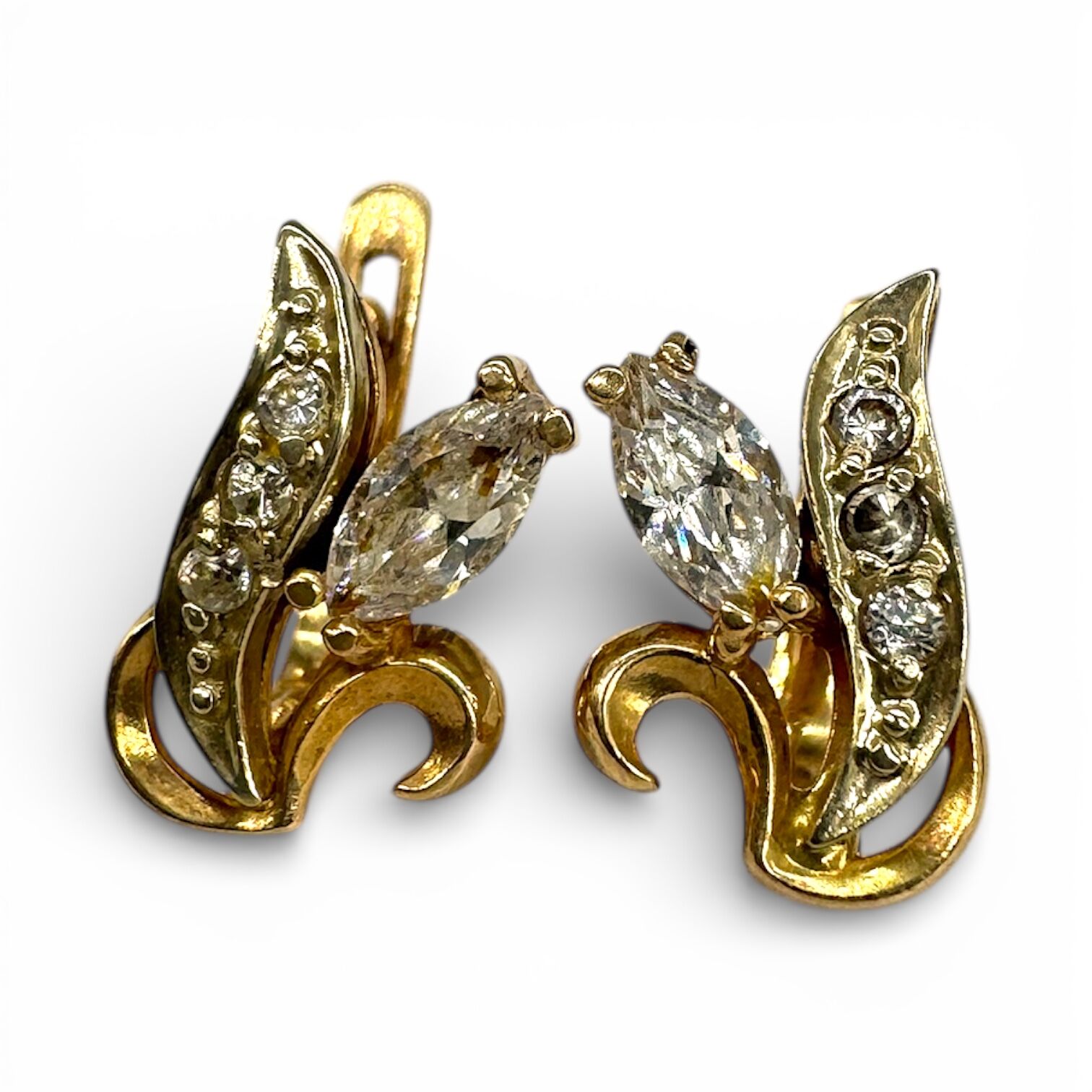 Золотые серьги с цирконами