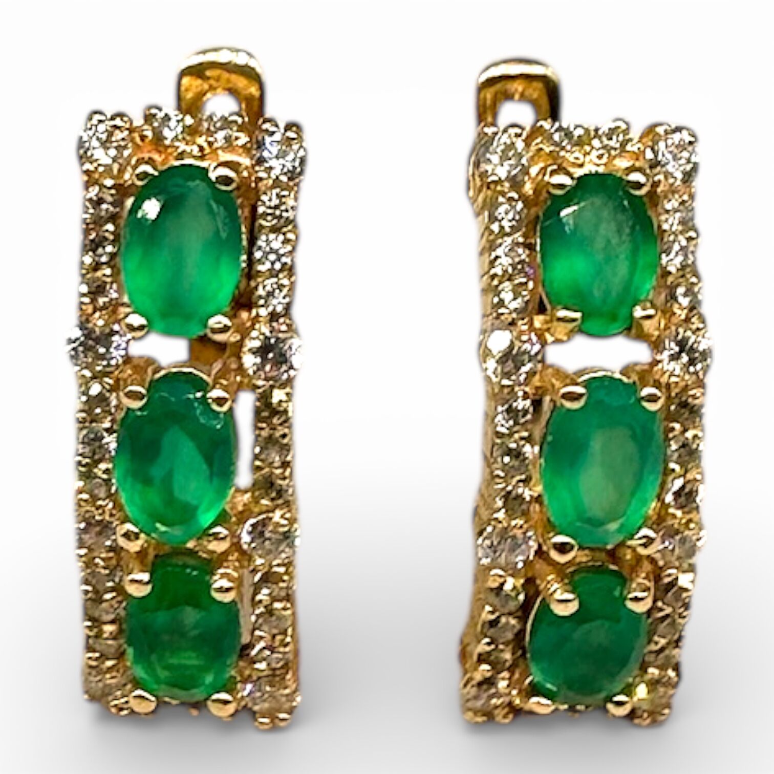 Золотые серьги с цирконами